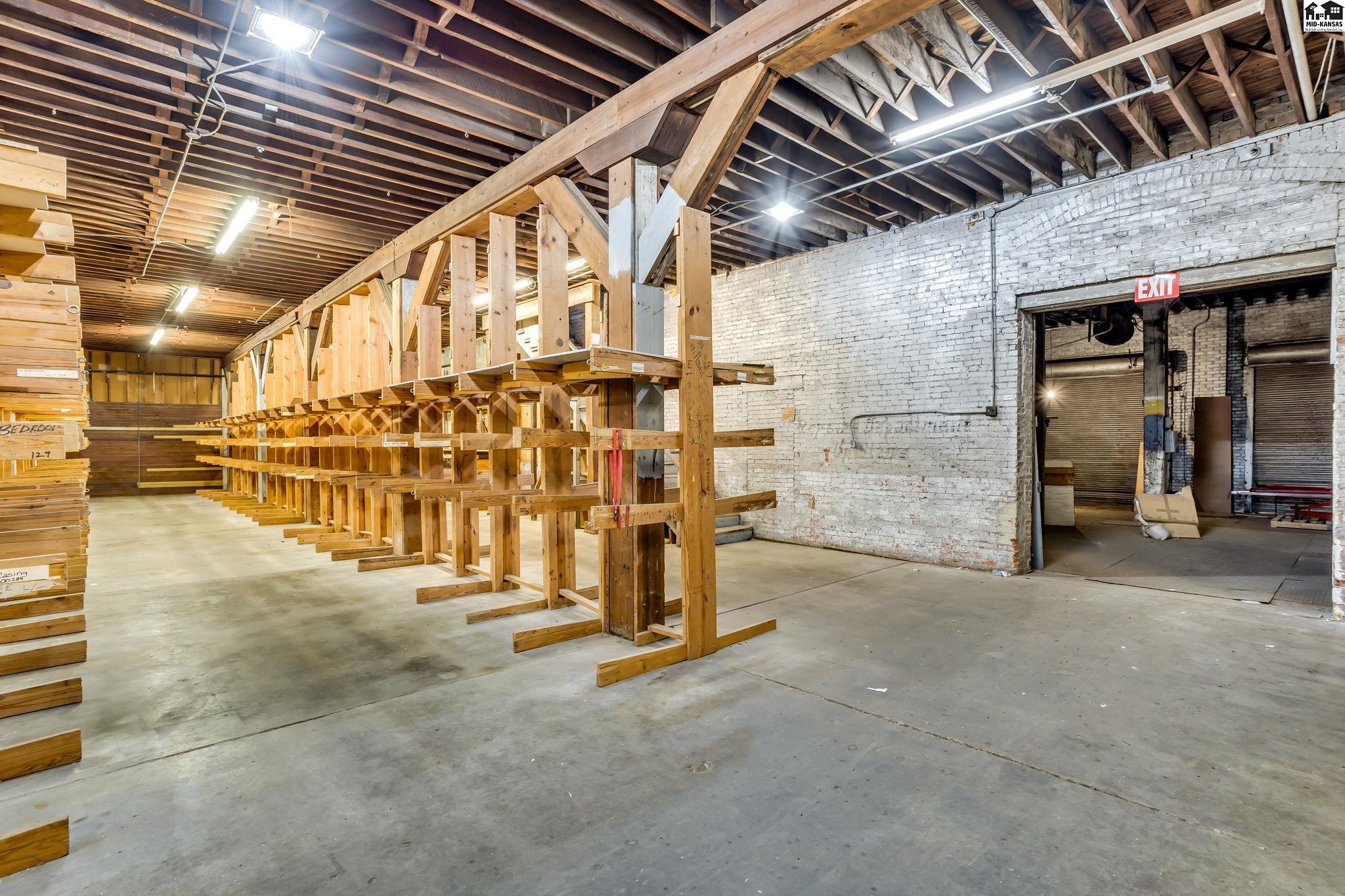 320 S Washigton Street Hutchinson KS 67501