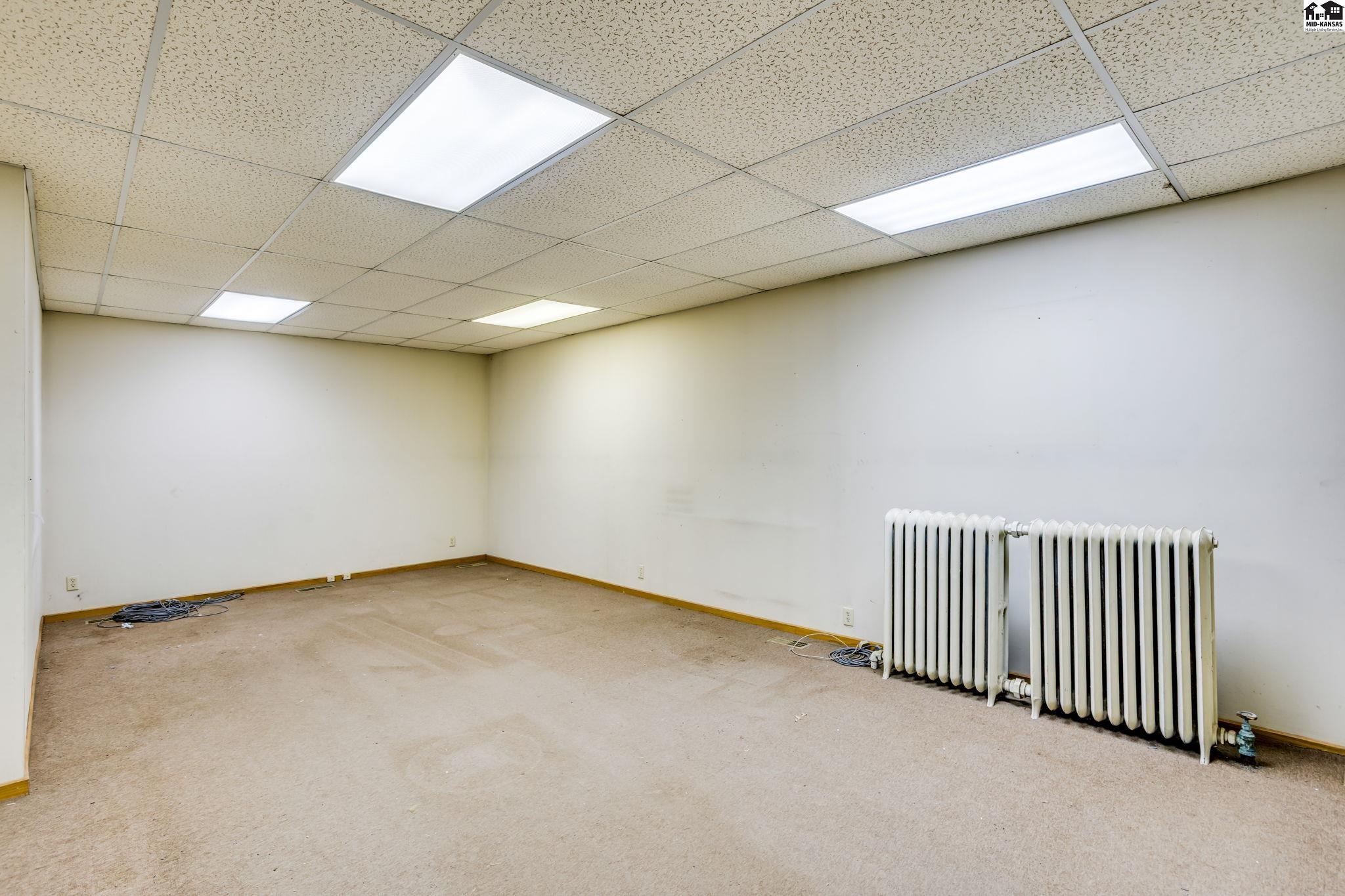 320 S Washigton Street Hutchinson KS 67501