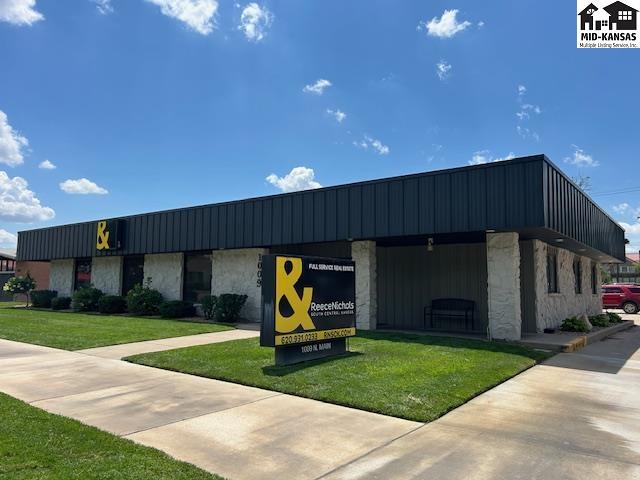 1009 N Main Street Hutchinson KS 67501