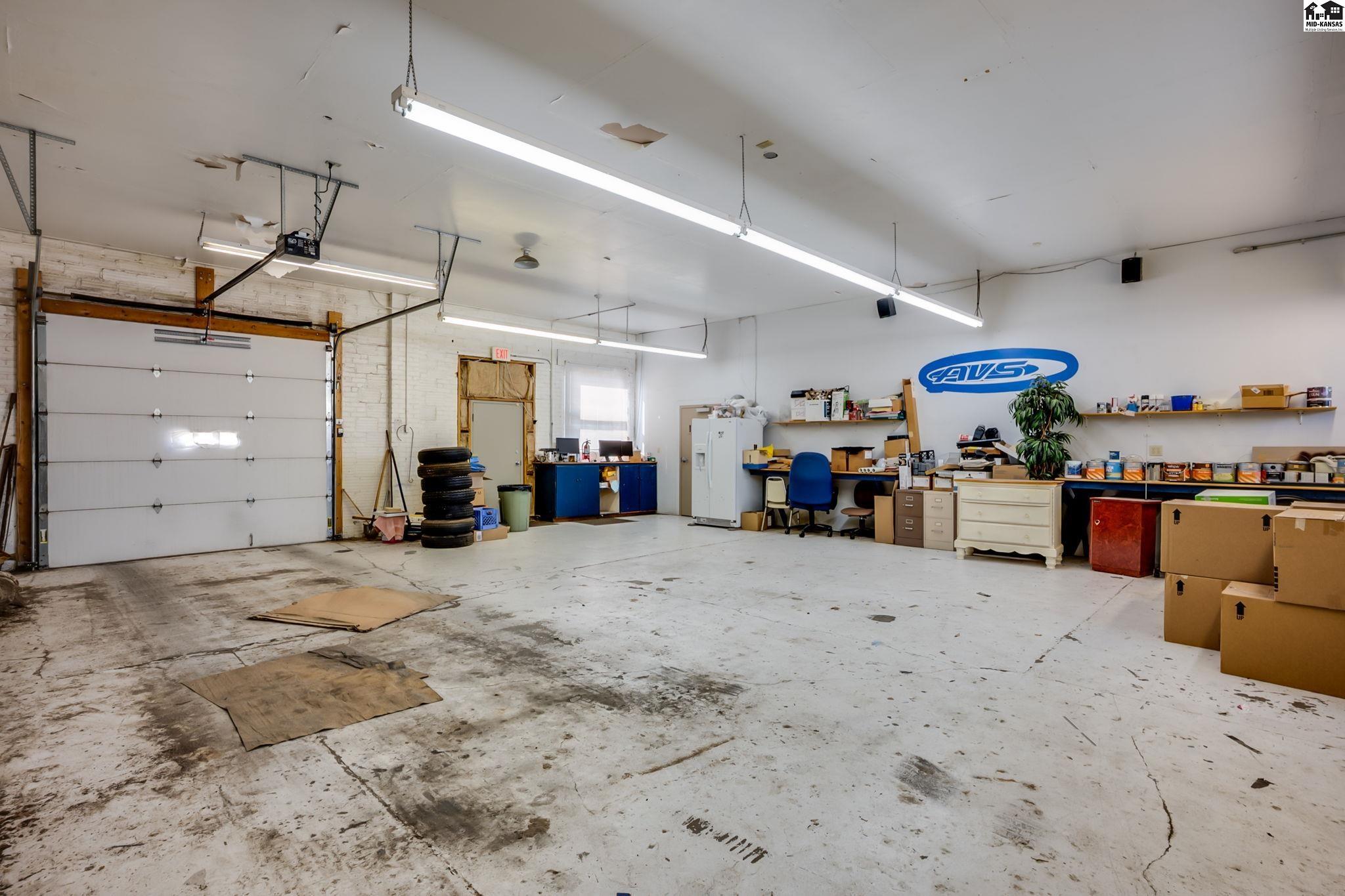 410 N Adams Street Hutchinson KS 67501