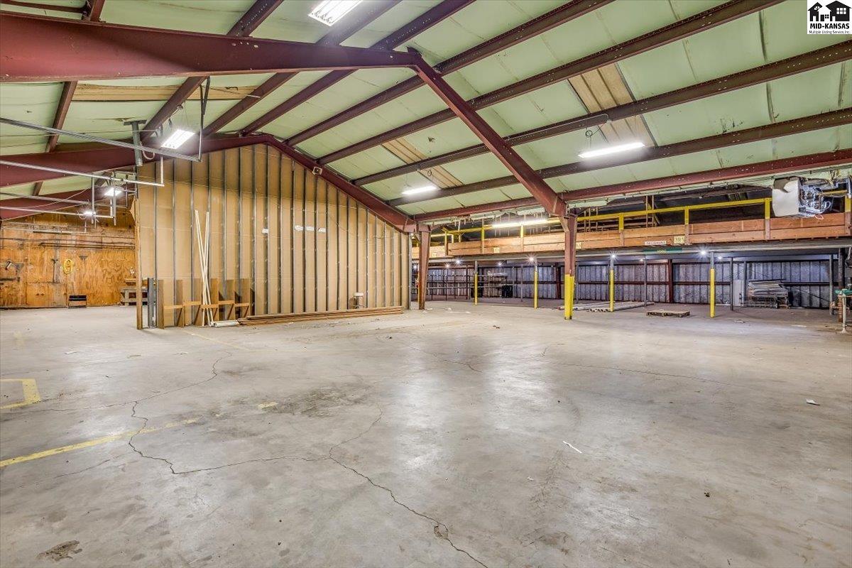 638 W 1st Avenue Hutchinson KS 67501