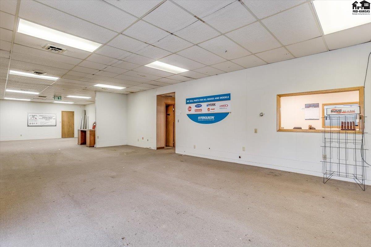 638 W 1st Avenue Hutchinson KS 67501