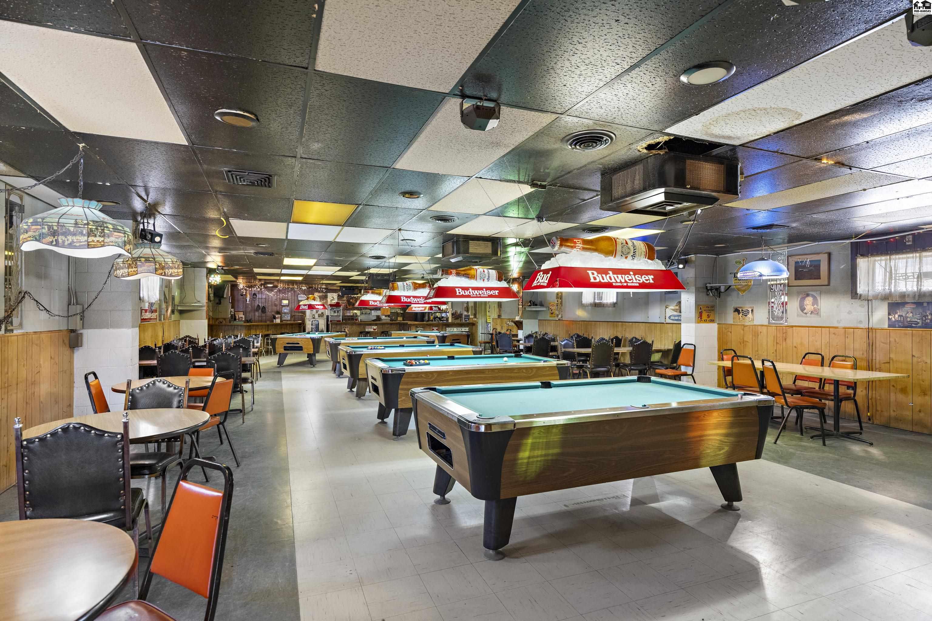 2106 E 4th Avenue Hutchinson KS 67501