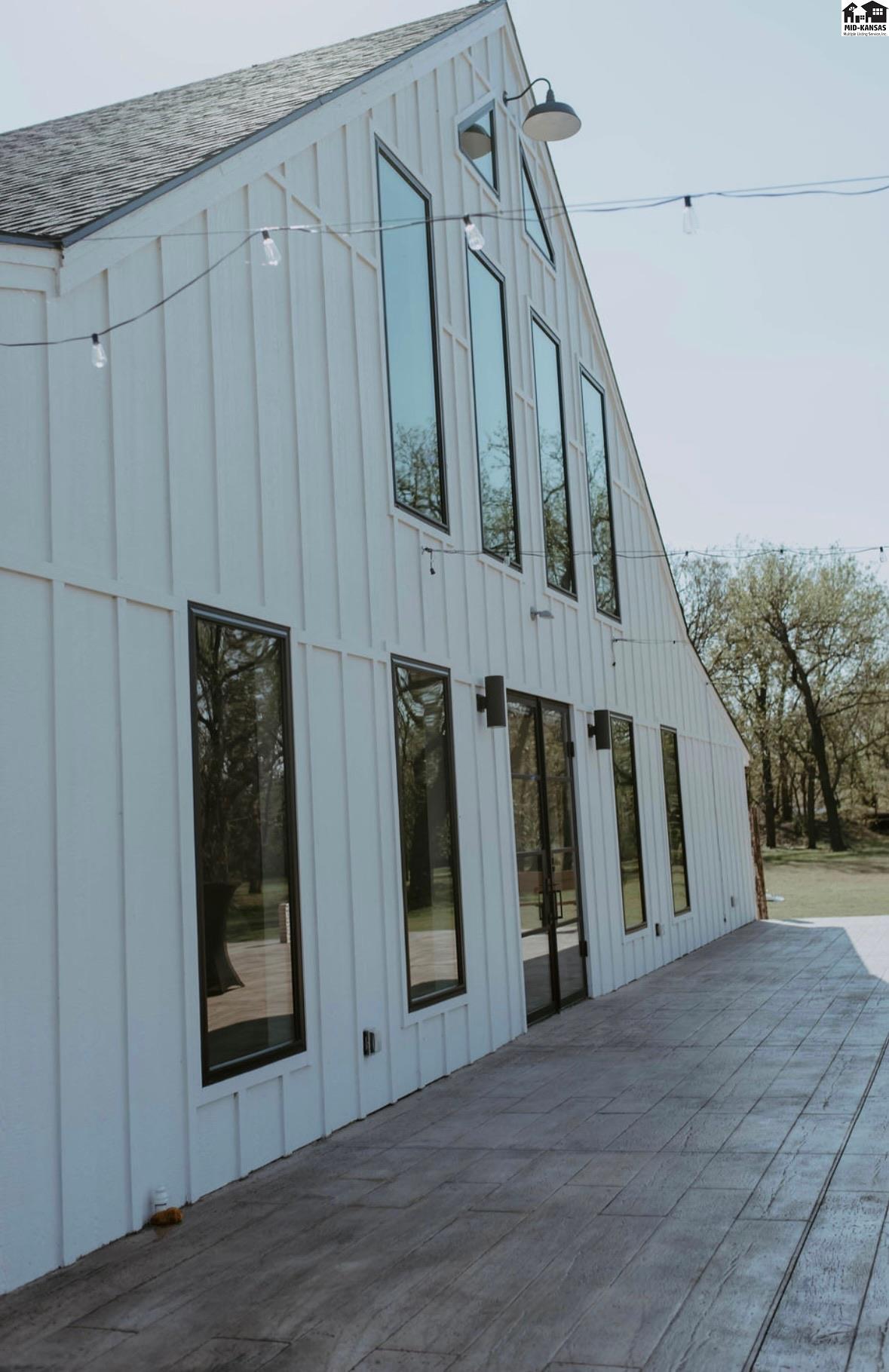 9601 W 73rd N Valley Center KS 67147