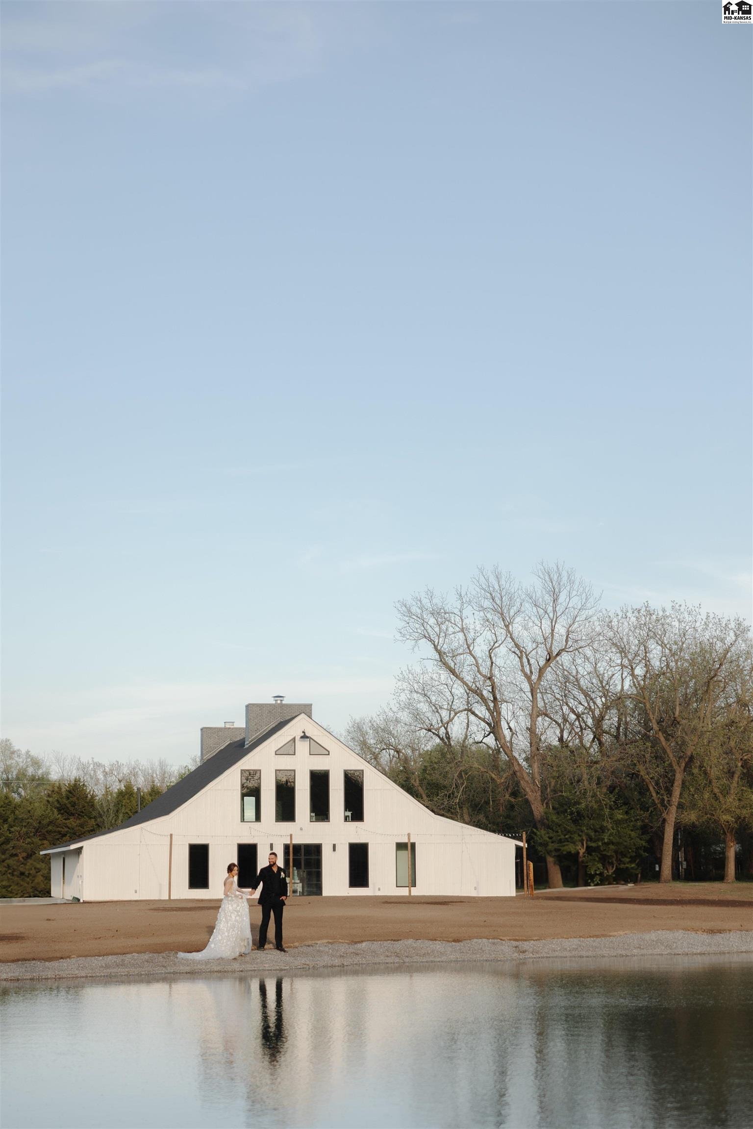 9601 W 73rd N Valley Center KS 67147