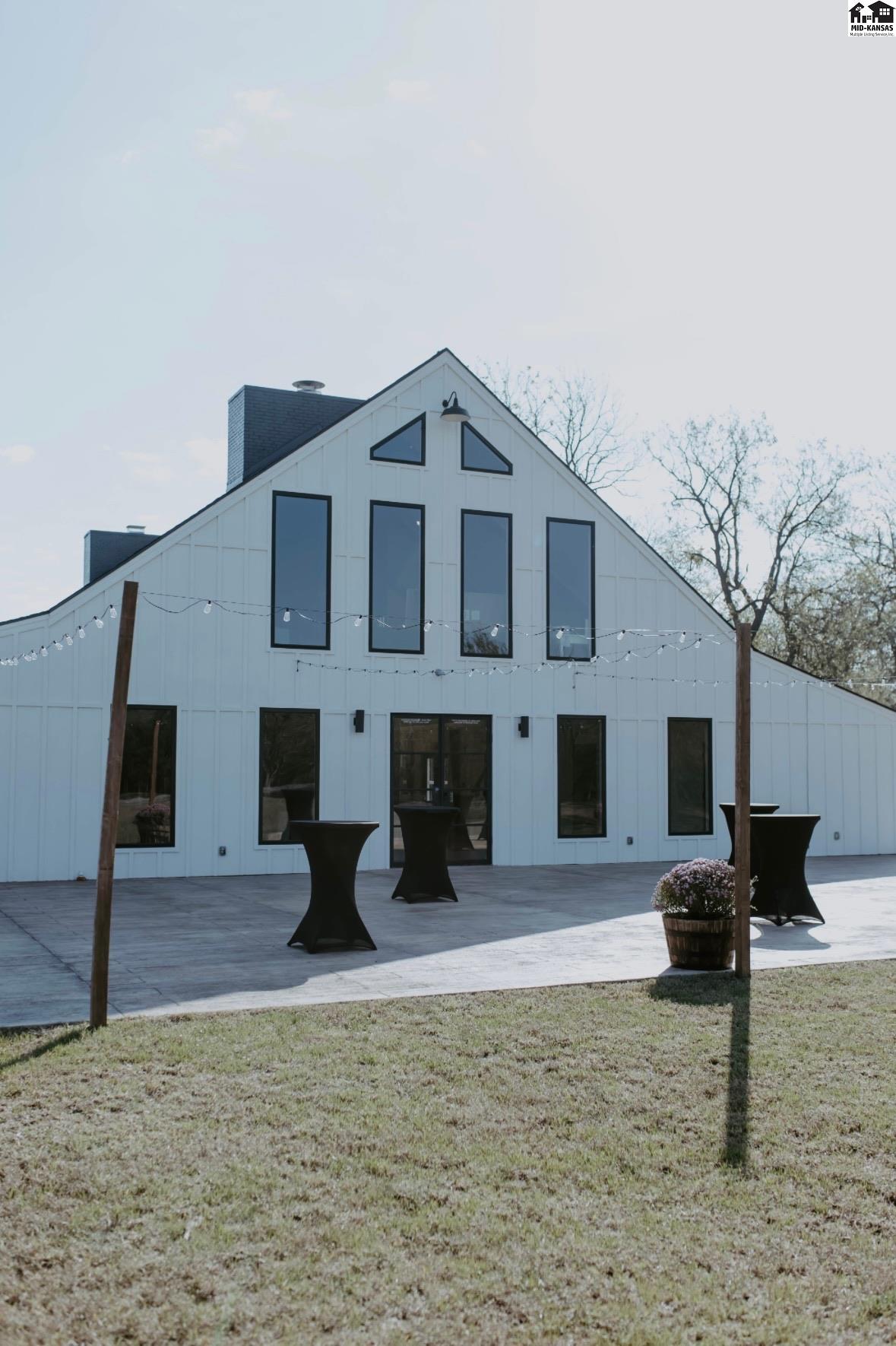 9601 W 73rd N Valley Center KS 67147