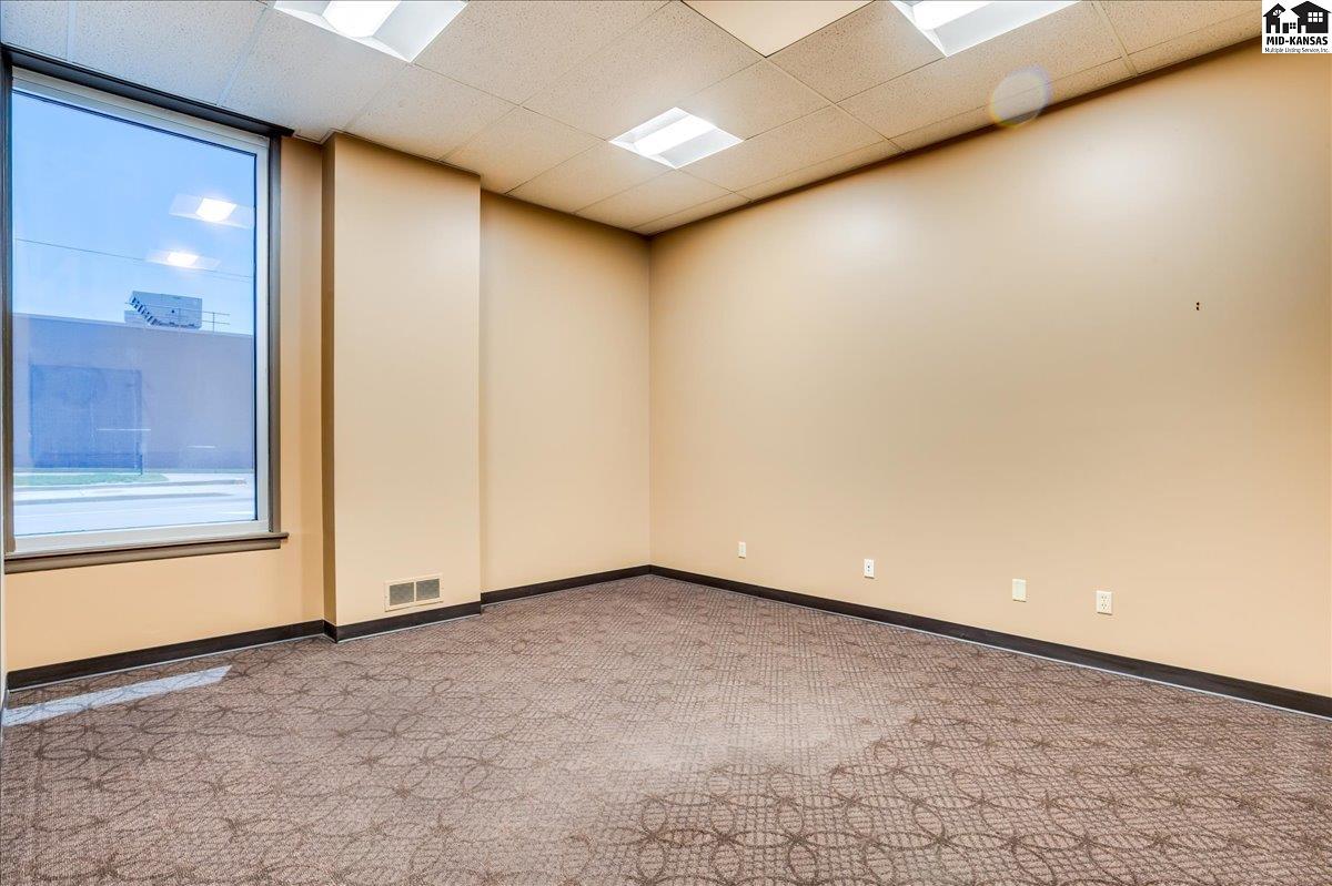 722 E 4th Avenue Hutchinson KS 67501