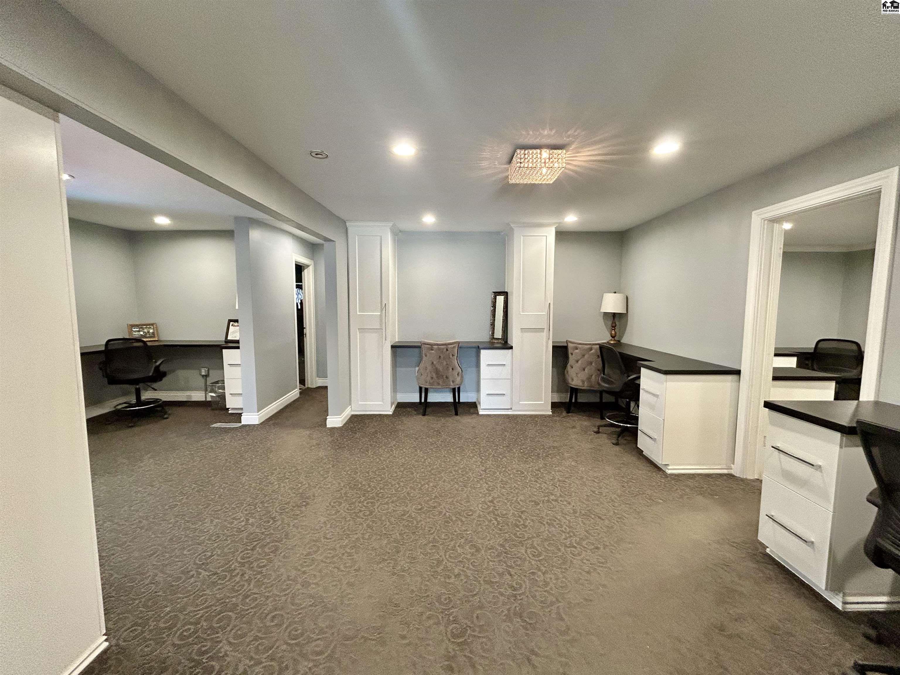 2300 N Lorraine Street Hutchinson KS 67502