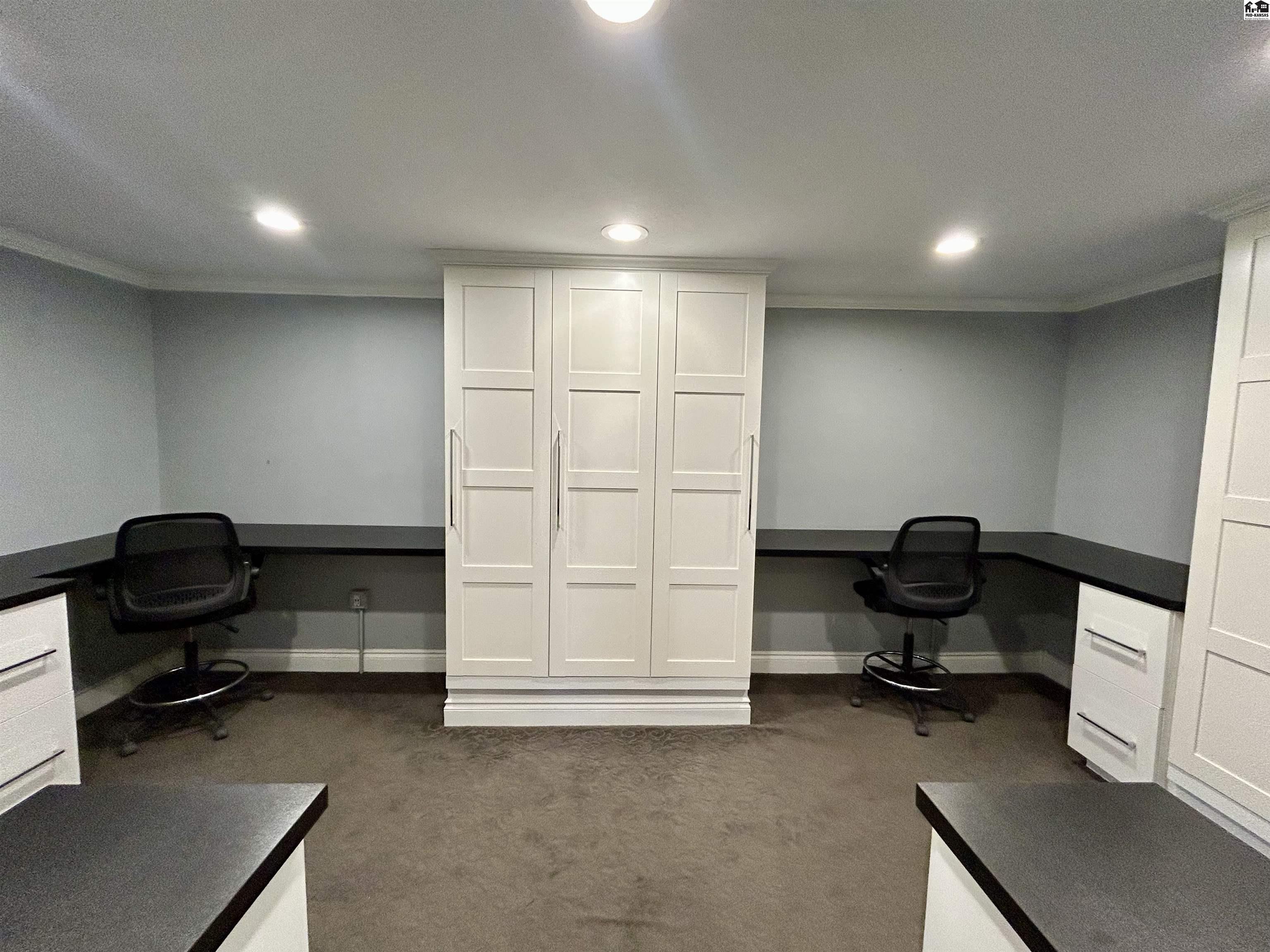 2300 N Lorraine Street Hutchinson KS 67502