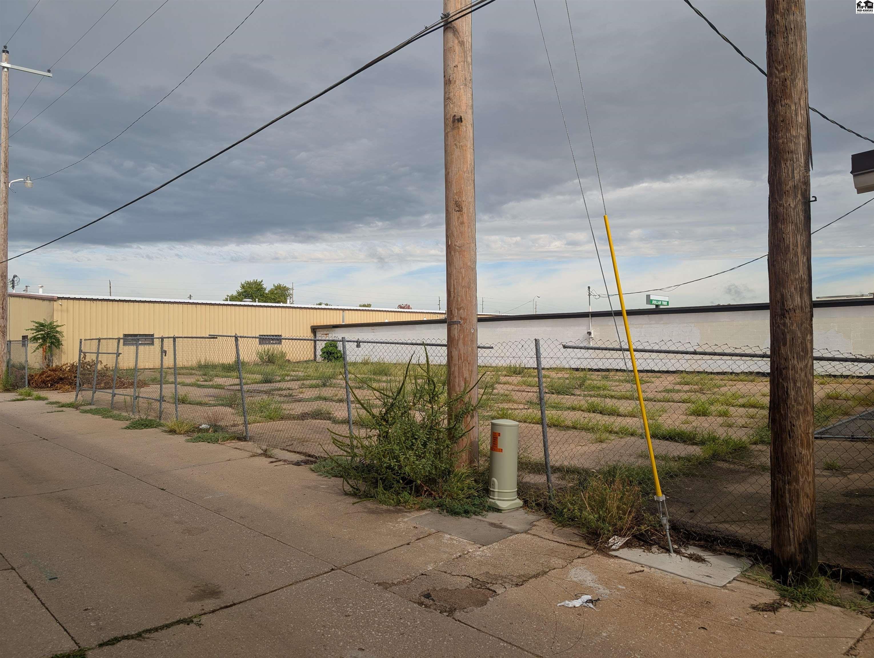 203 N Plum Street Hutchinson KS 67501