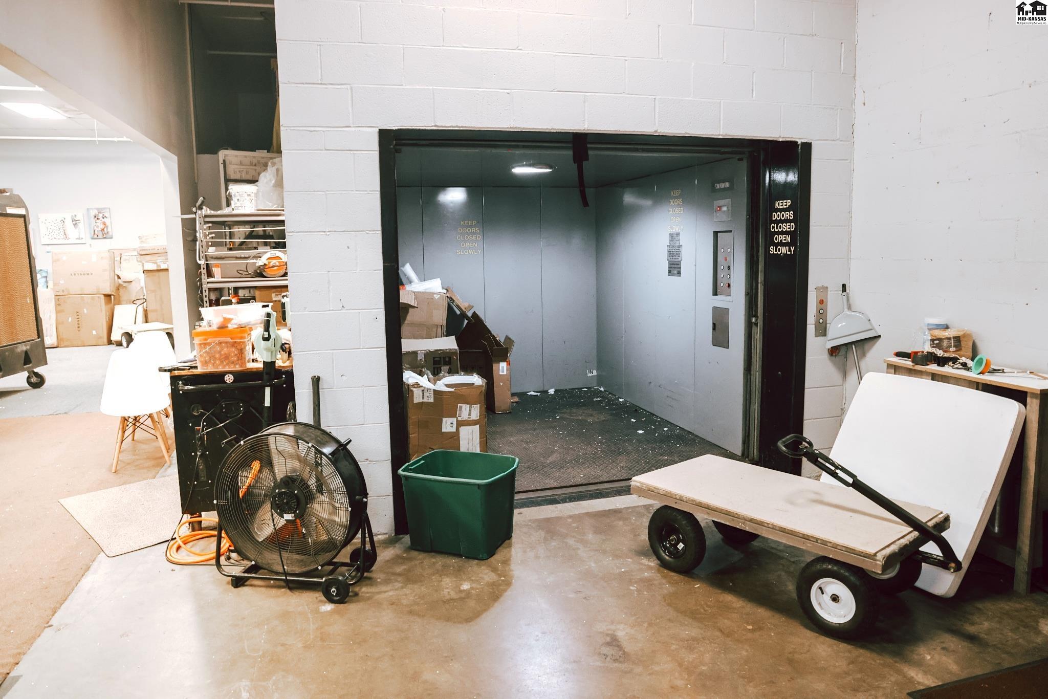 2 N Main Street Hutchinson KS 67501