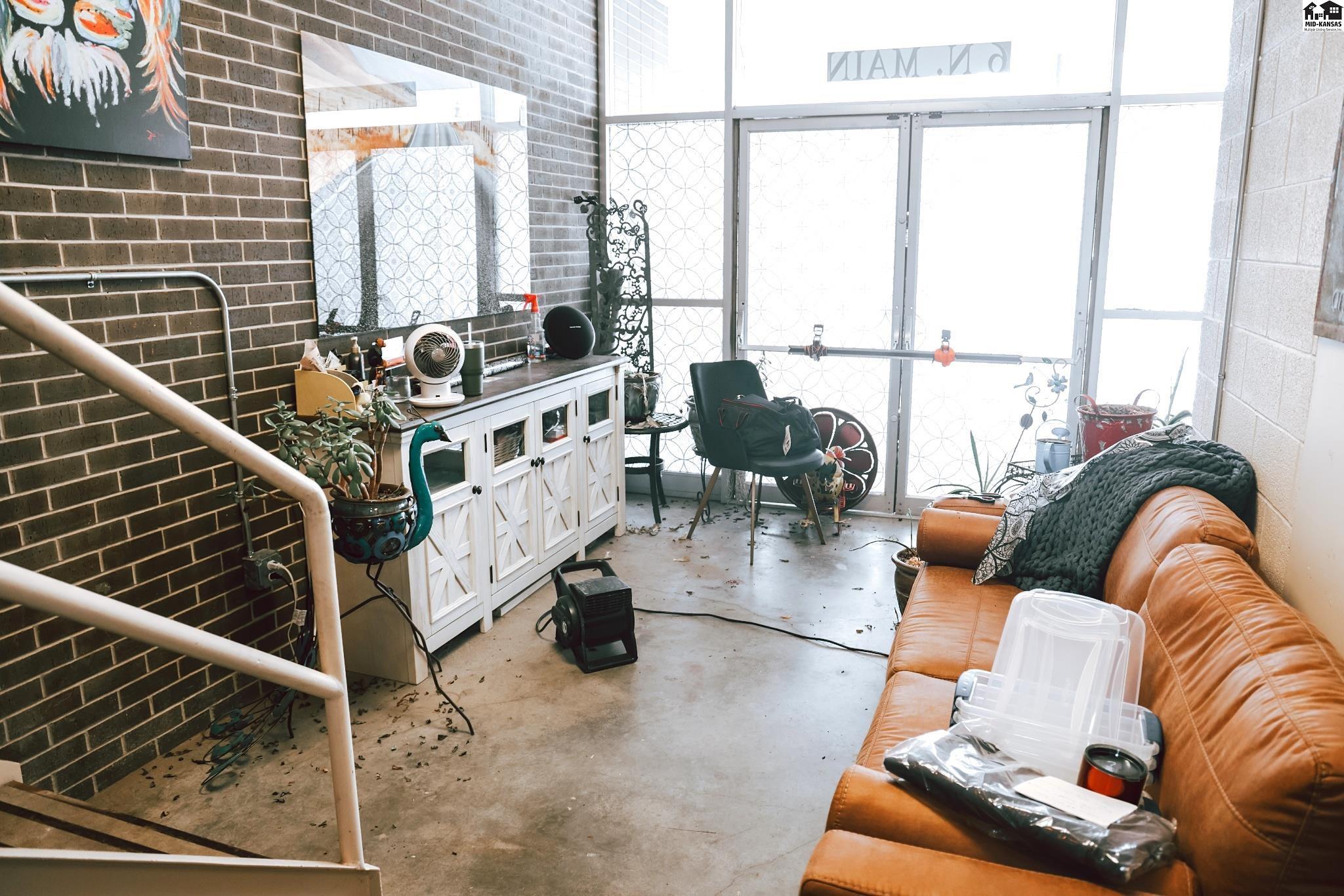 2 N Main Street Hutchinson KS 67501