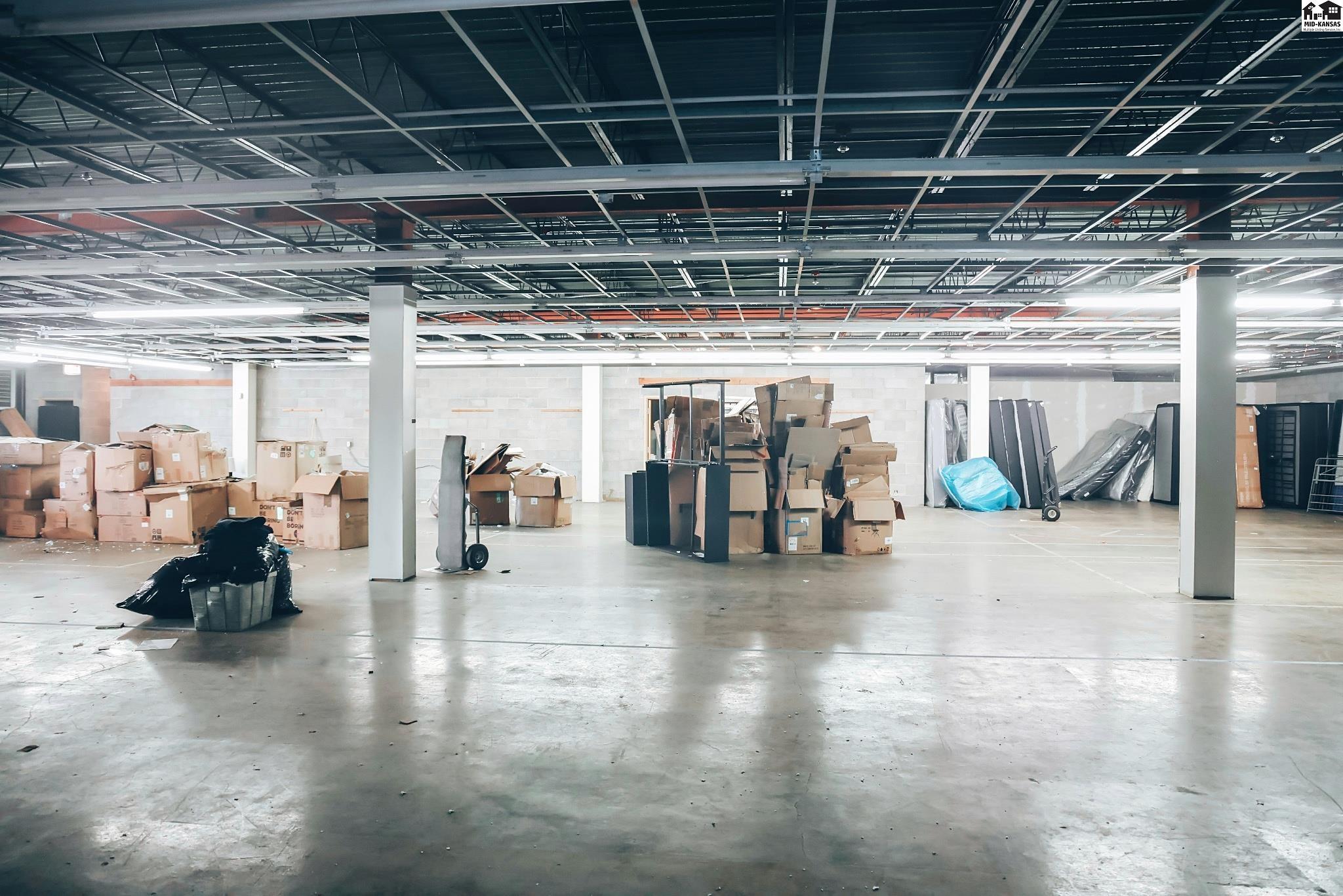 2 N Main Street Hutchinson KS 67501