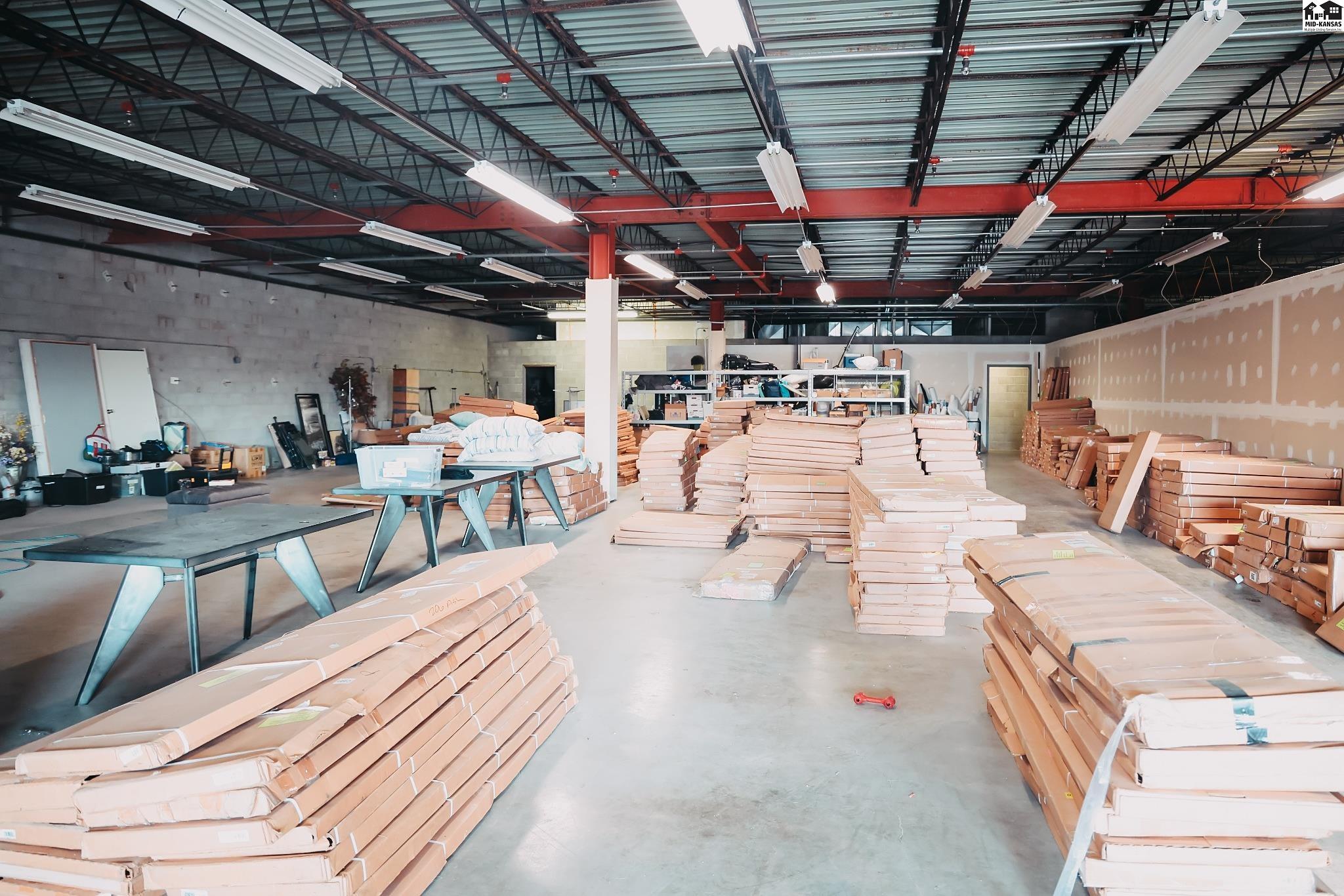 2 N Main Street Hutchinson KS 67501