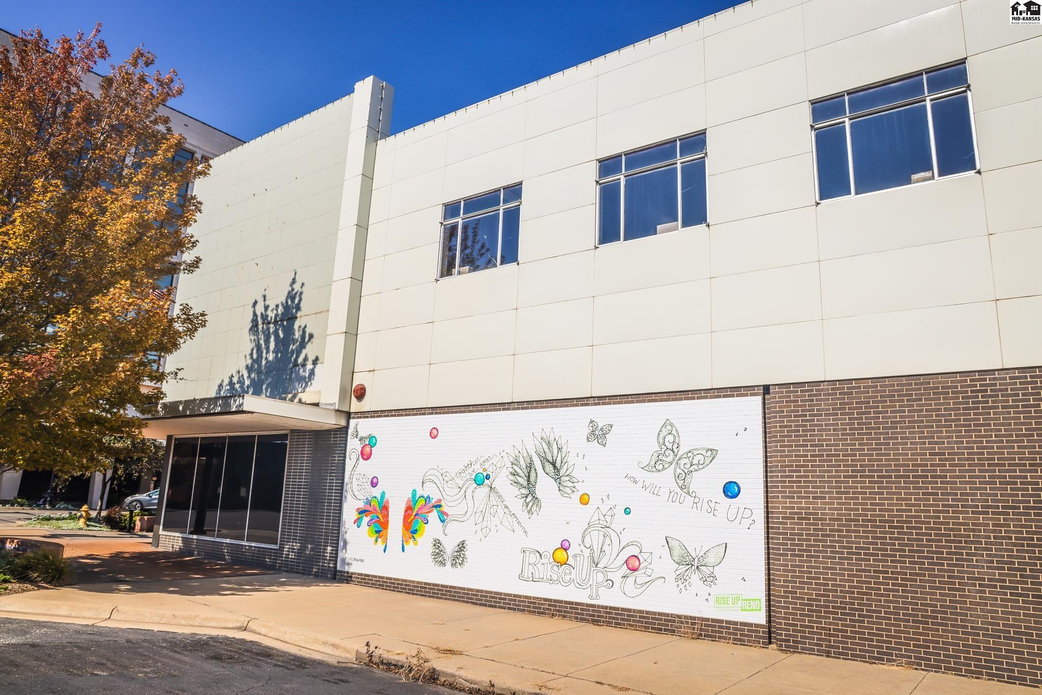 2 N Main Street Hutchinson KS 67501