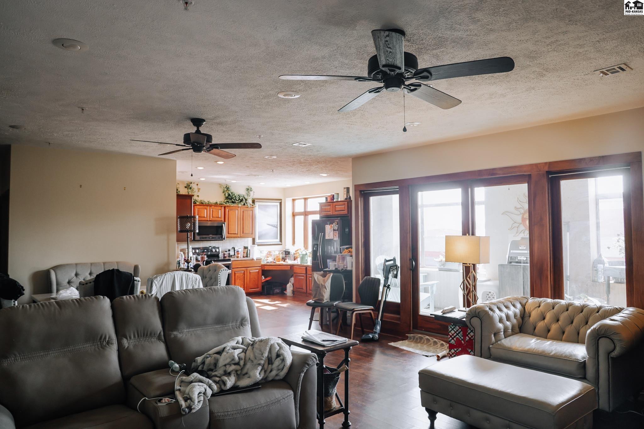 2 N Main Street Hutchinson KS 67501