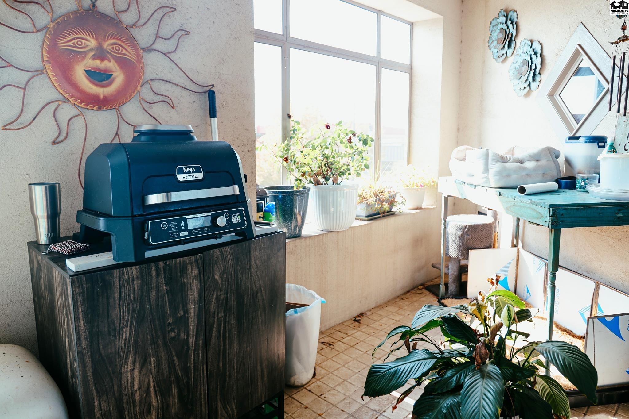 2 N Main Street Hutchinson KS 67501