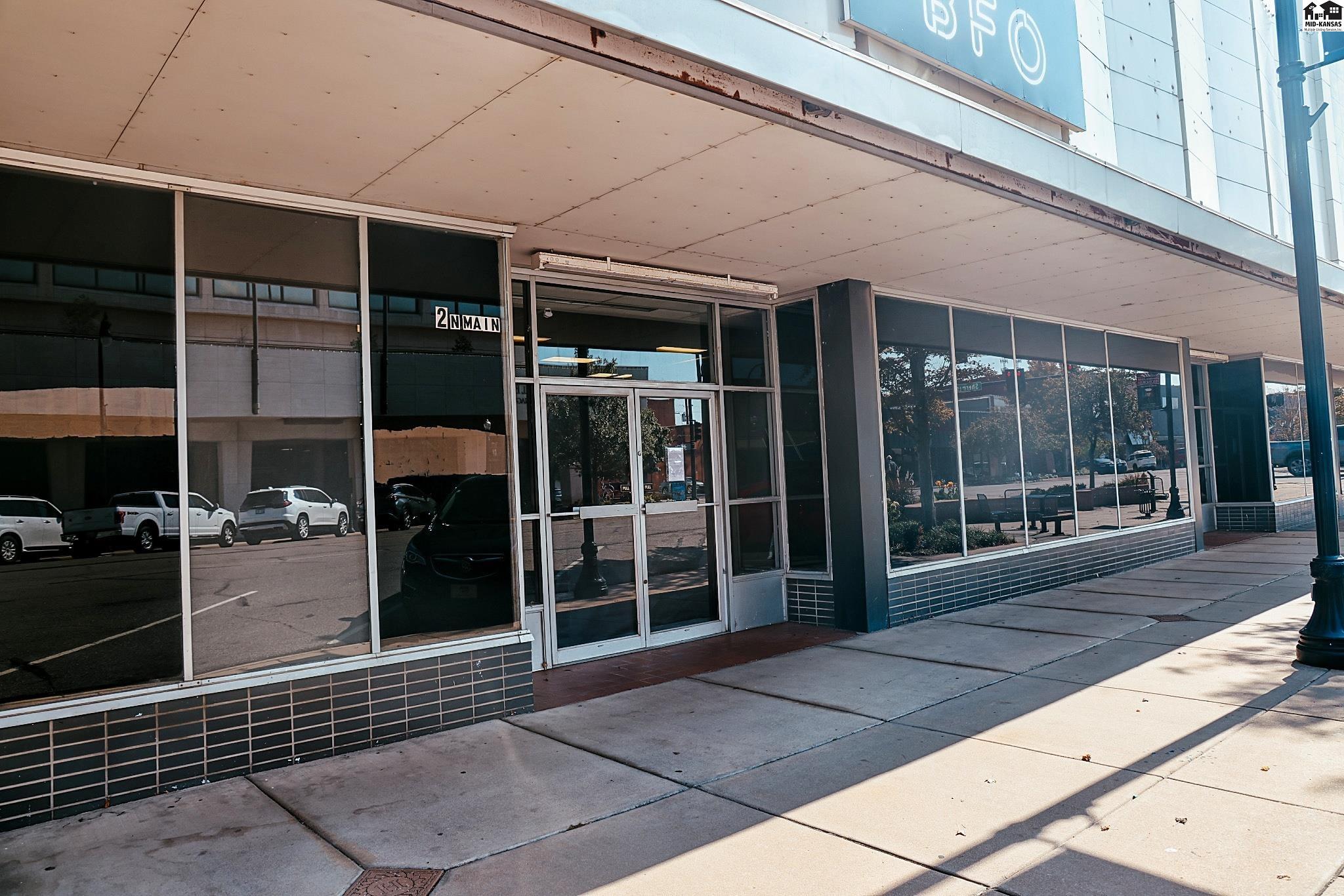 2 N Main Street Hutchinson KS 67501