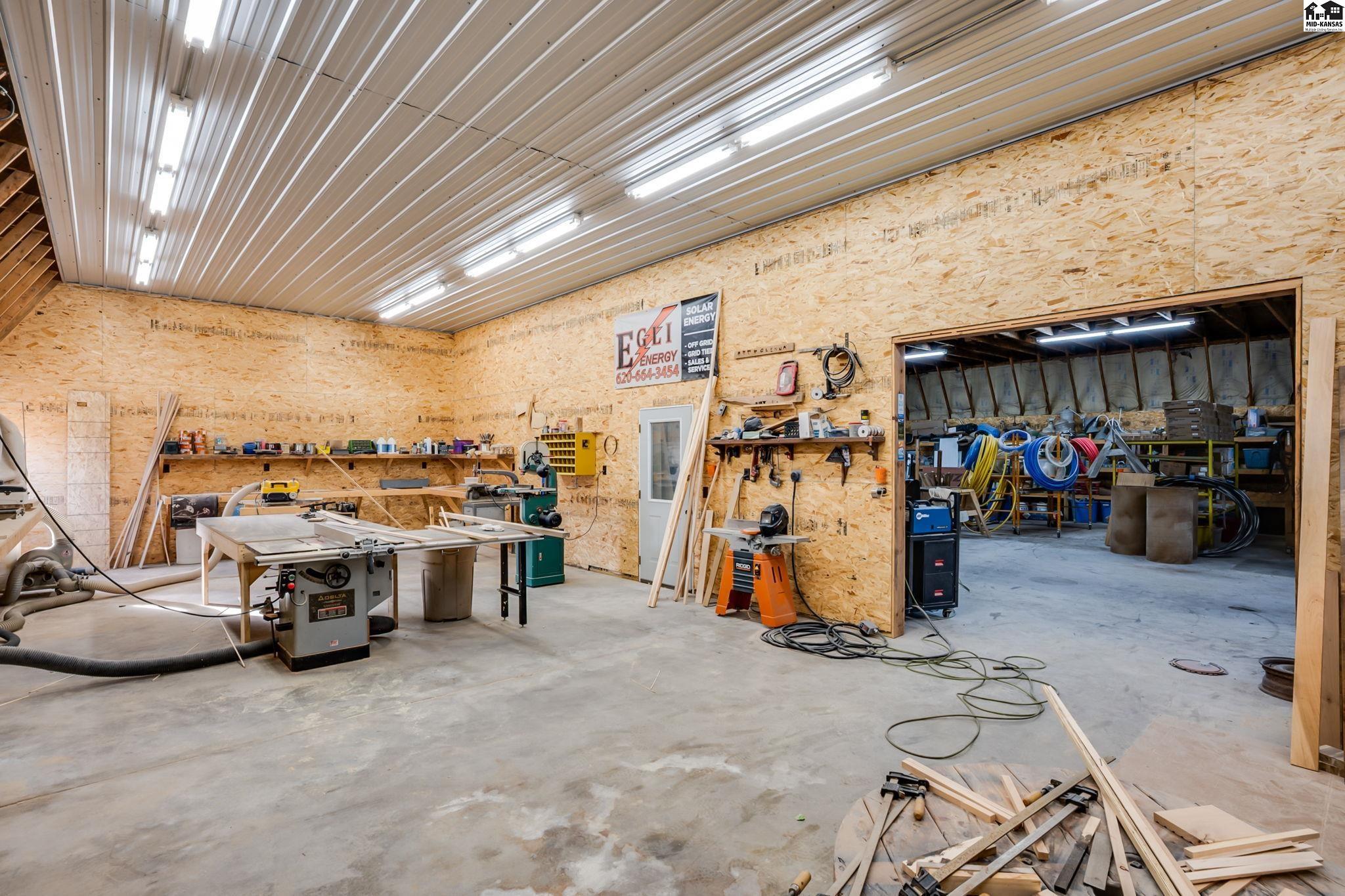 2405 E Wasp Road Hutchinson KS 67501