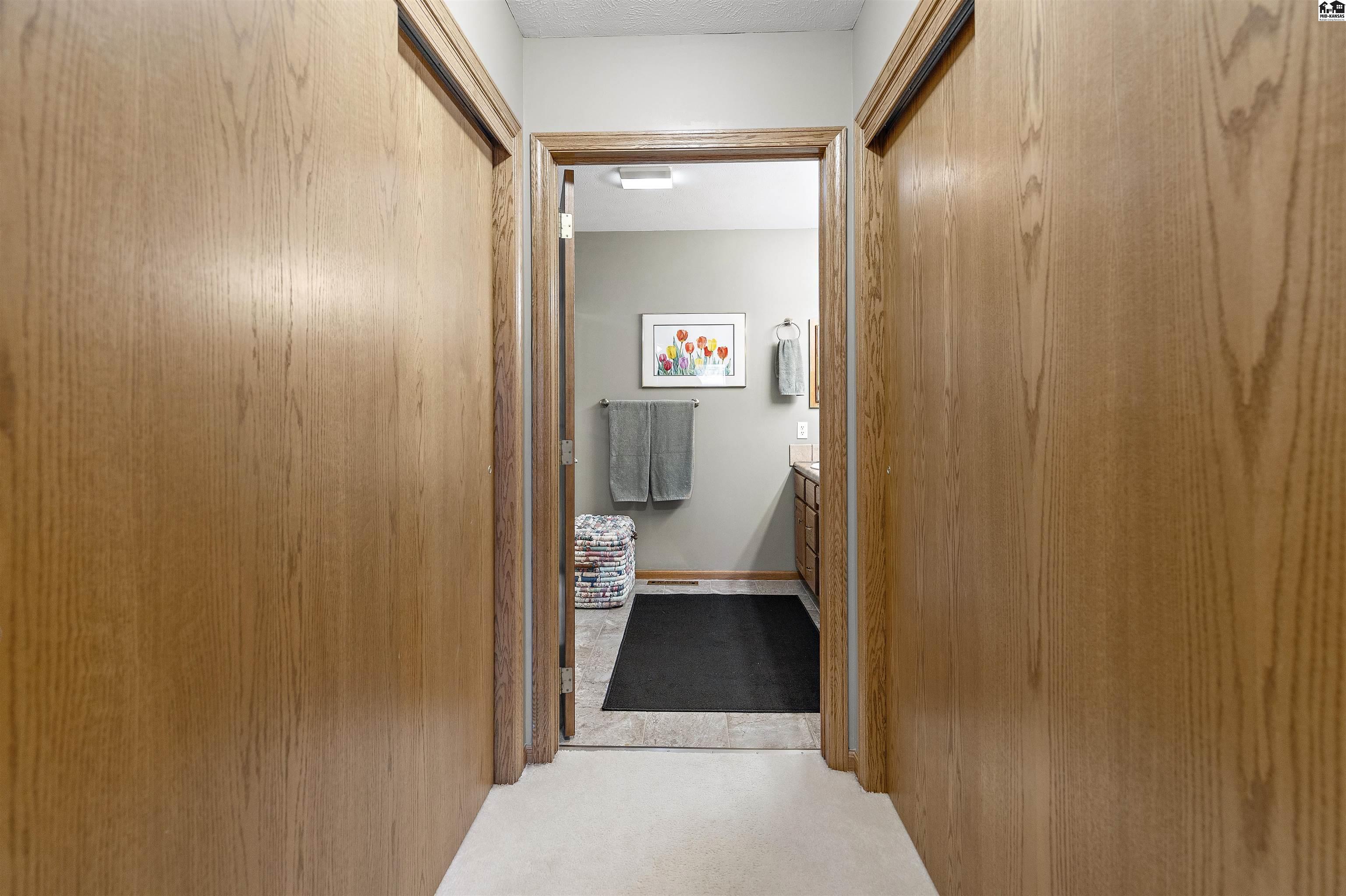 2813 Westminster Drive Hutchinson KS 67502