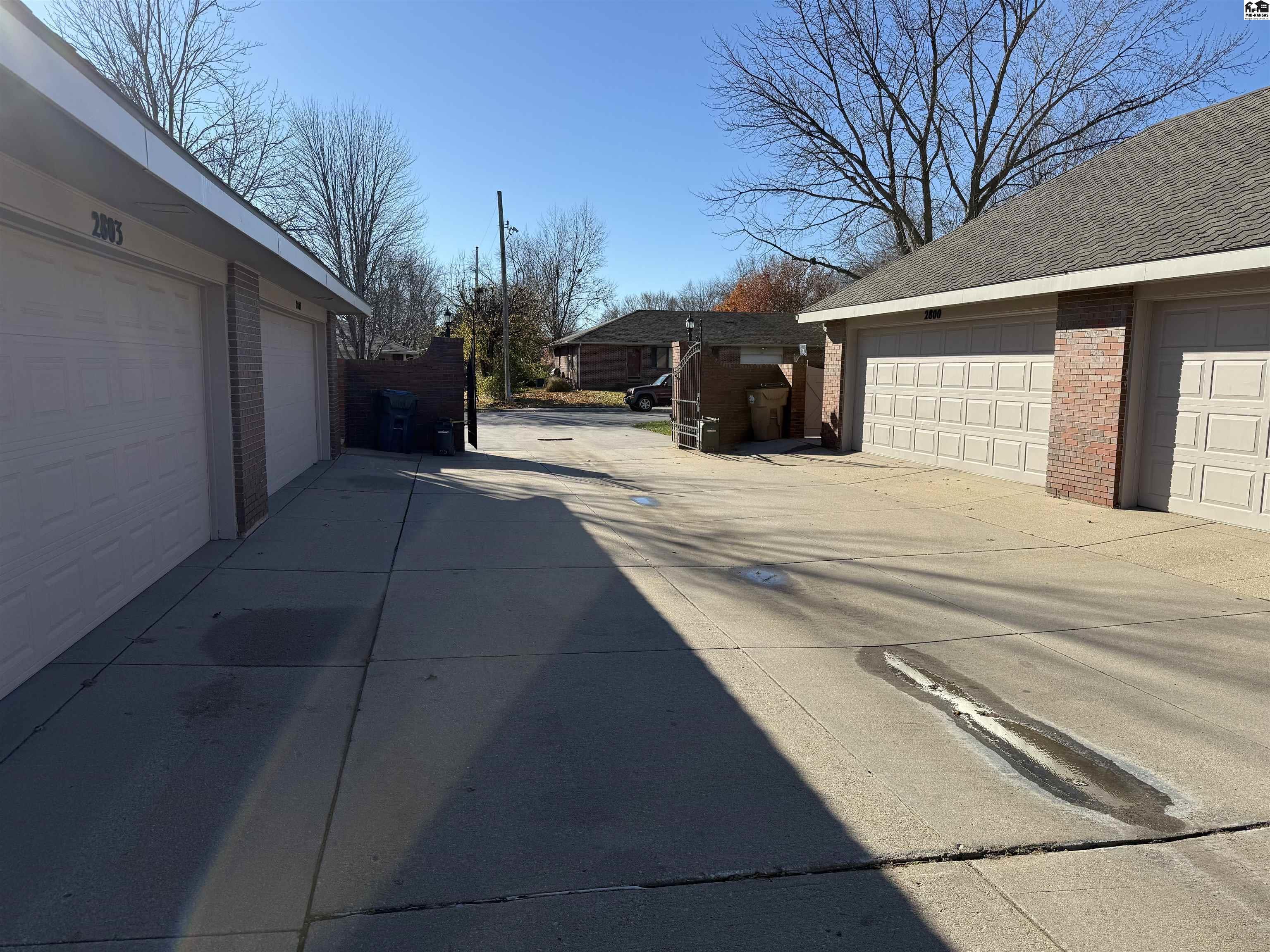 2805 Nottingham Drive Hutchinson KS 67502