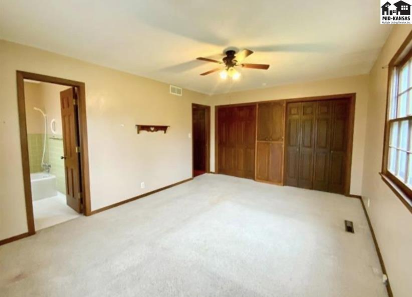 3100 Nutmeg Lane Hutchinson KS 67502