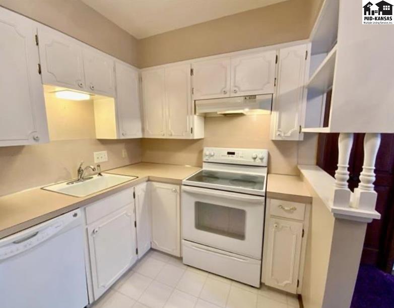 3100 Nutmeg Lane Hutchinson KS 67502