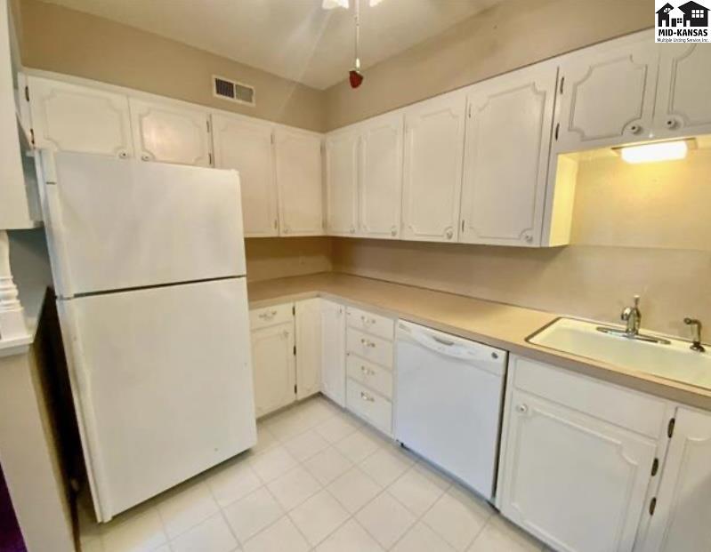 3100 Nutmeg Lane Hutchinson KS 67502