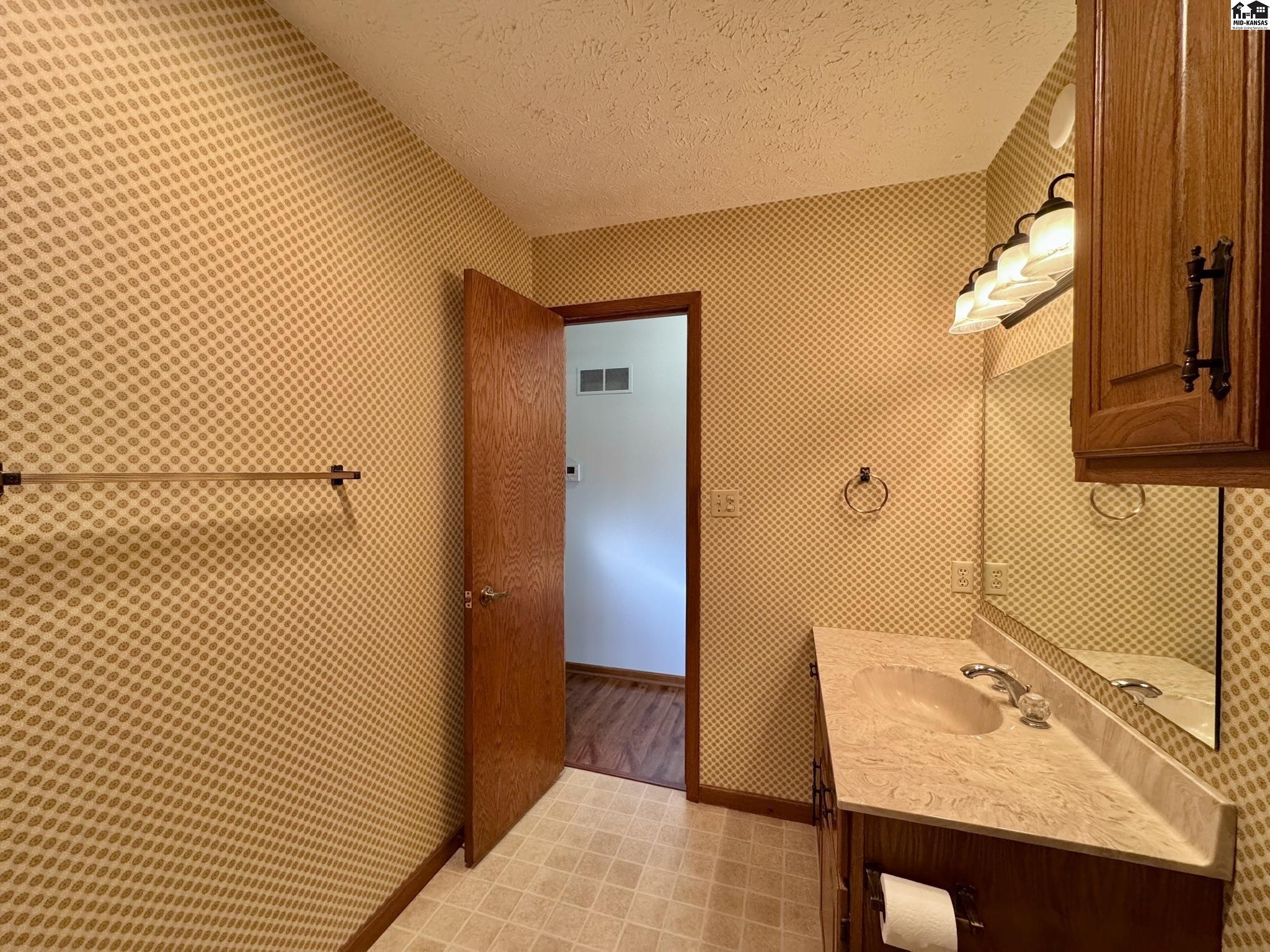 1301 A E 19th Avenue Hutchinson KS 67502