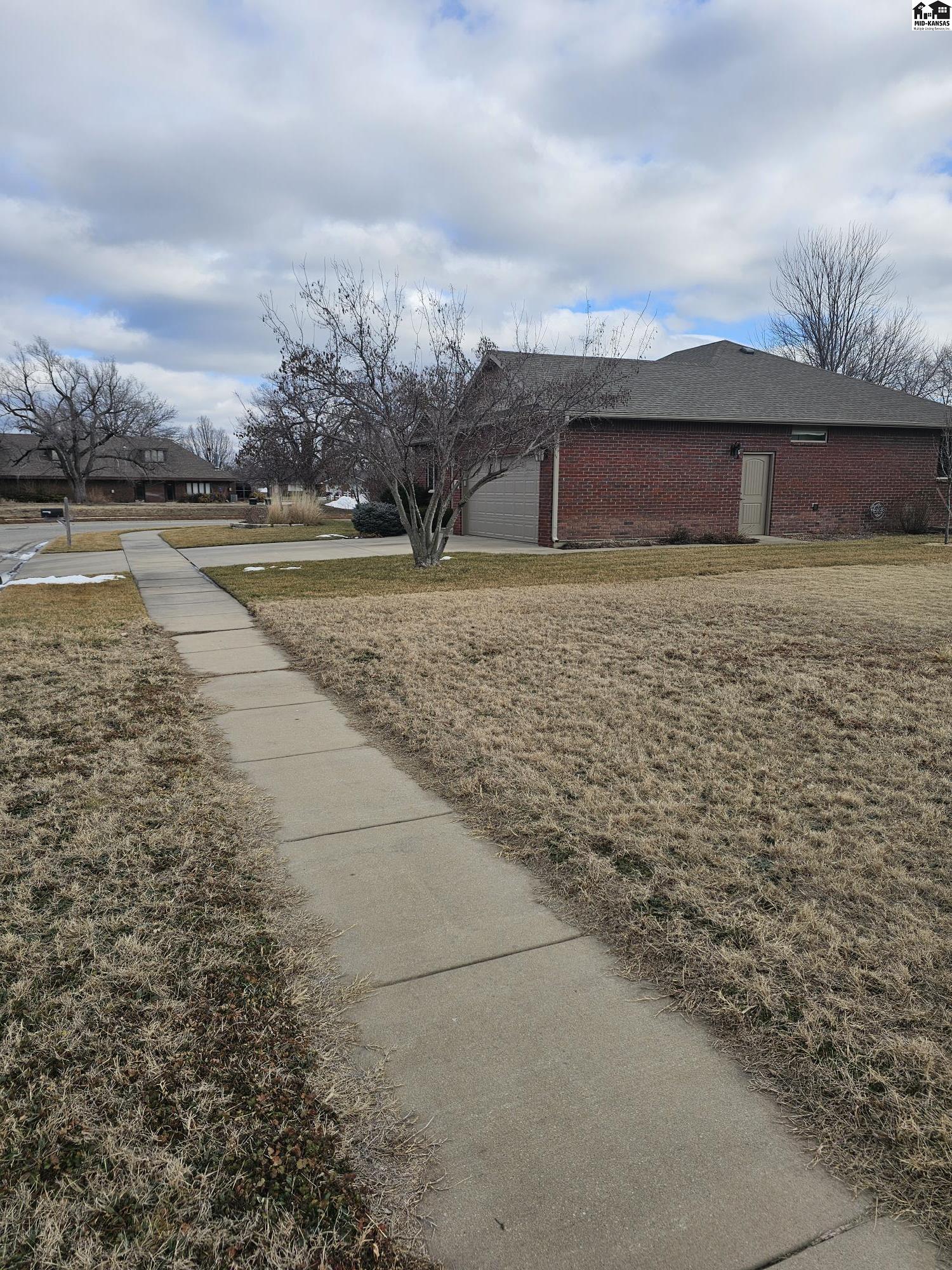 00000 Westminster Drive Hutchinson KS 67502