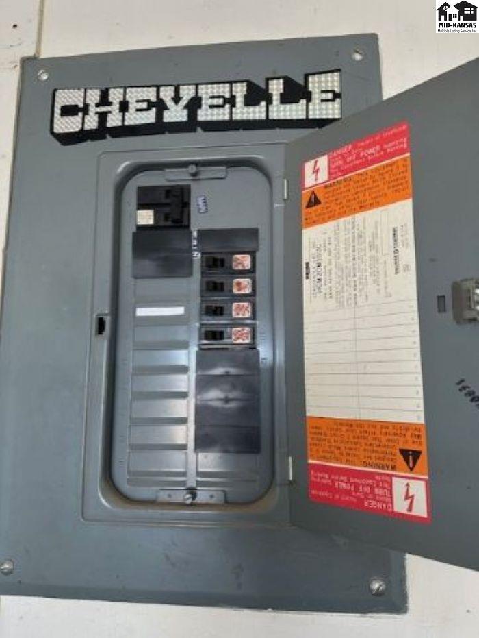 0000 Brigadune Drive Hutchinson KS 67502