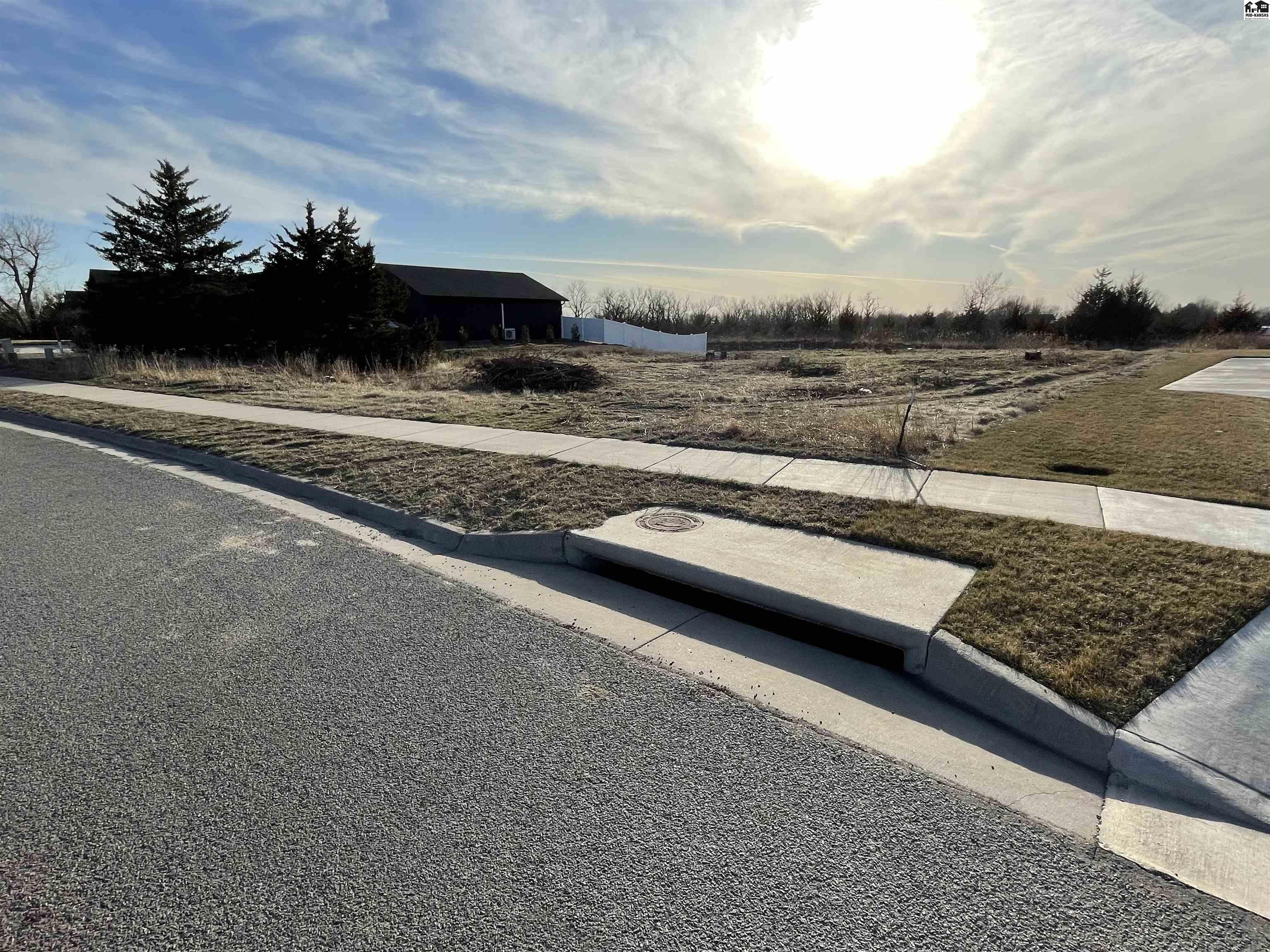 00000 Panorama Drive Hutchinson KS 67502