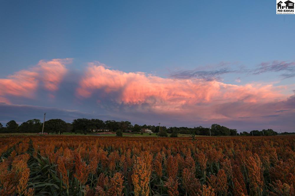 002 Sunset Road Great Bend KS 67530