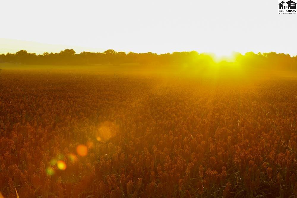 002 Sunset Road Great Bend KS 67530