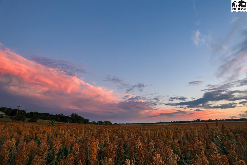 002 Sunset Road Great Bend KS 67530