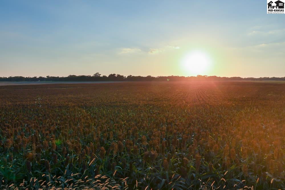 002 Sunset Road Great Bend KS 67530