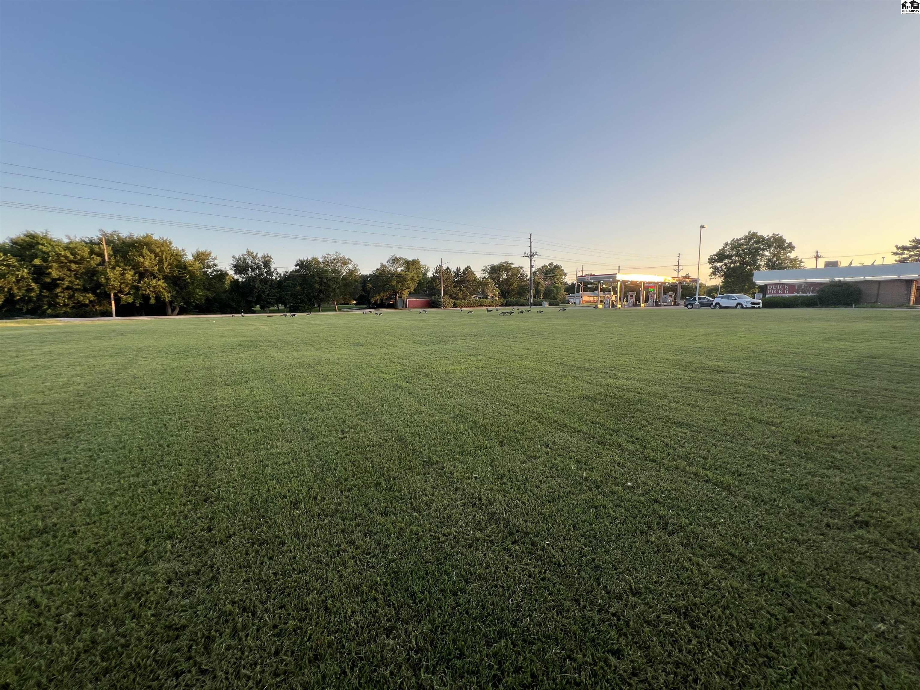 1207 E 1st Street Mcpherson KS 67460