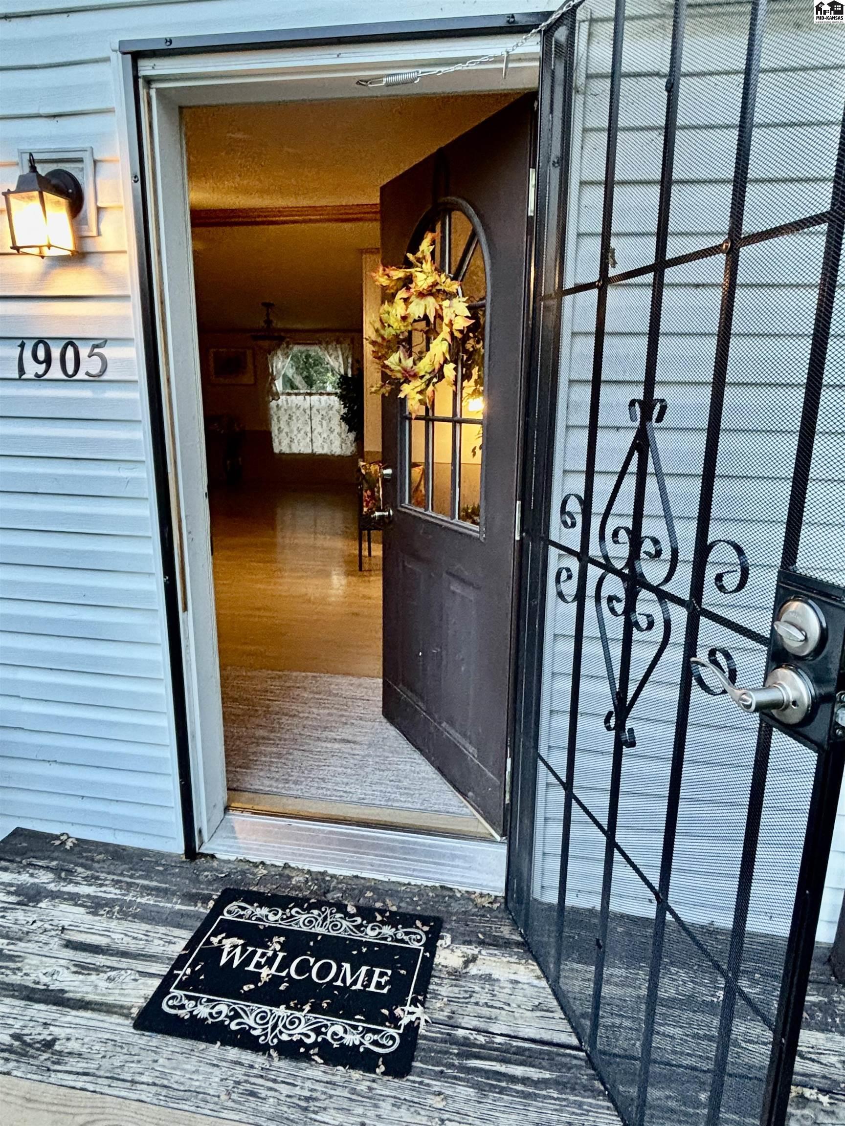 1905 Lloyd's Cove Mcpherson KS 67460