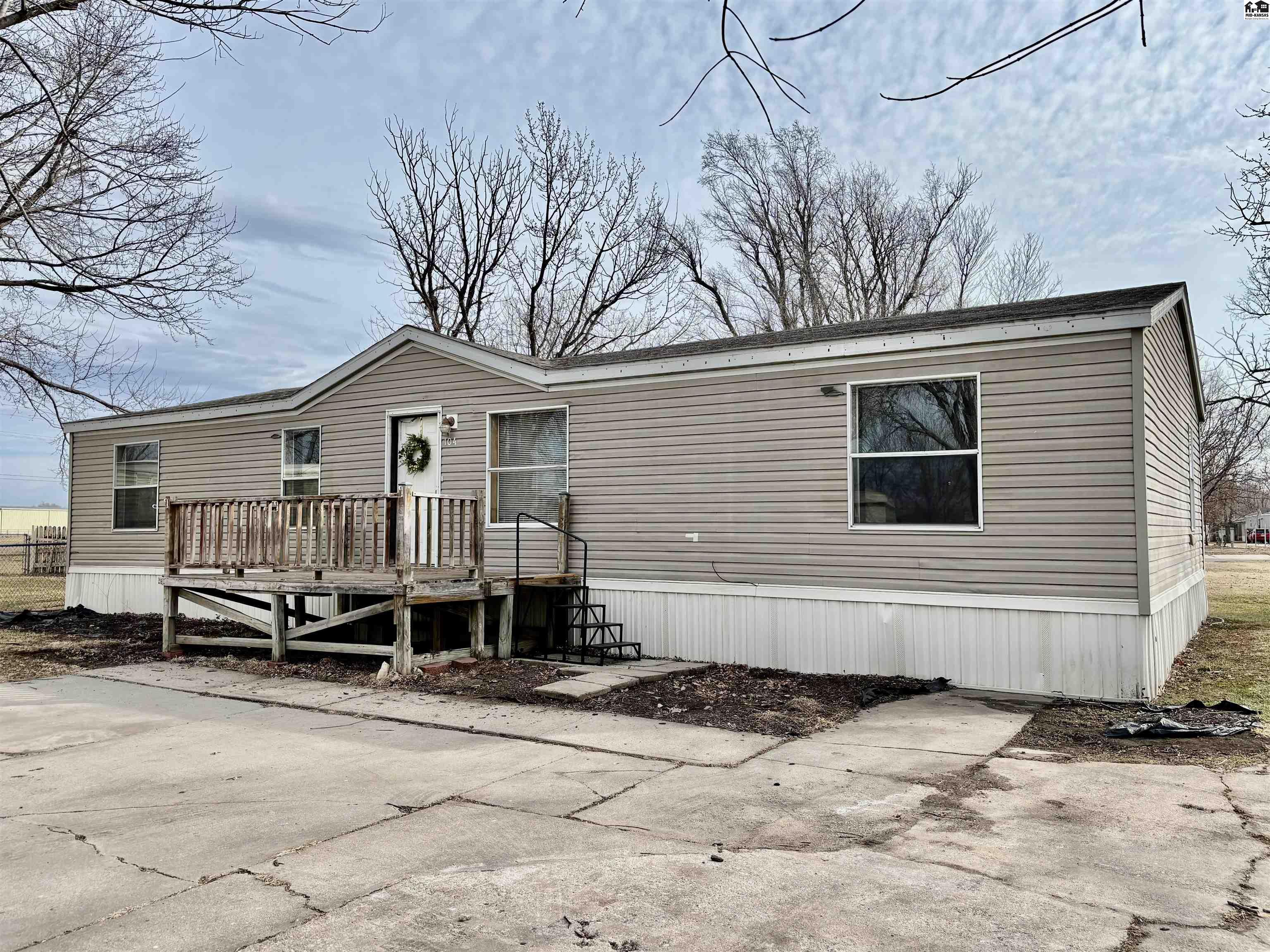 104 Quail Run Mcpherson KS 67460