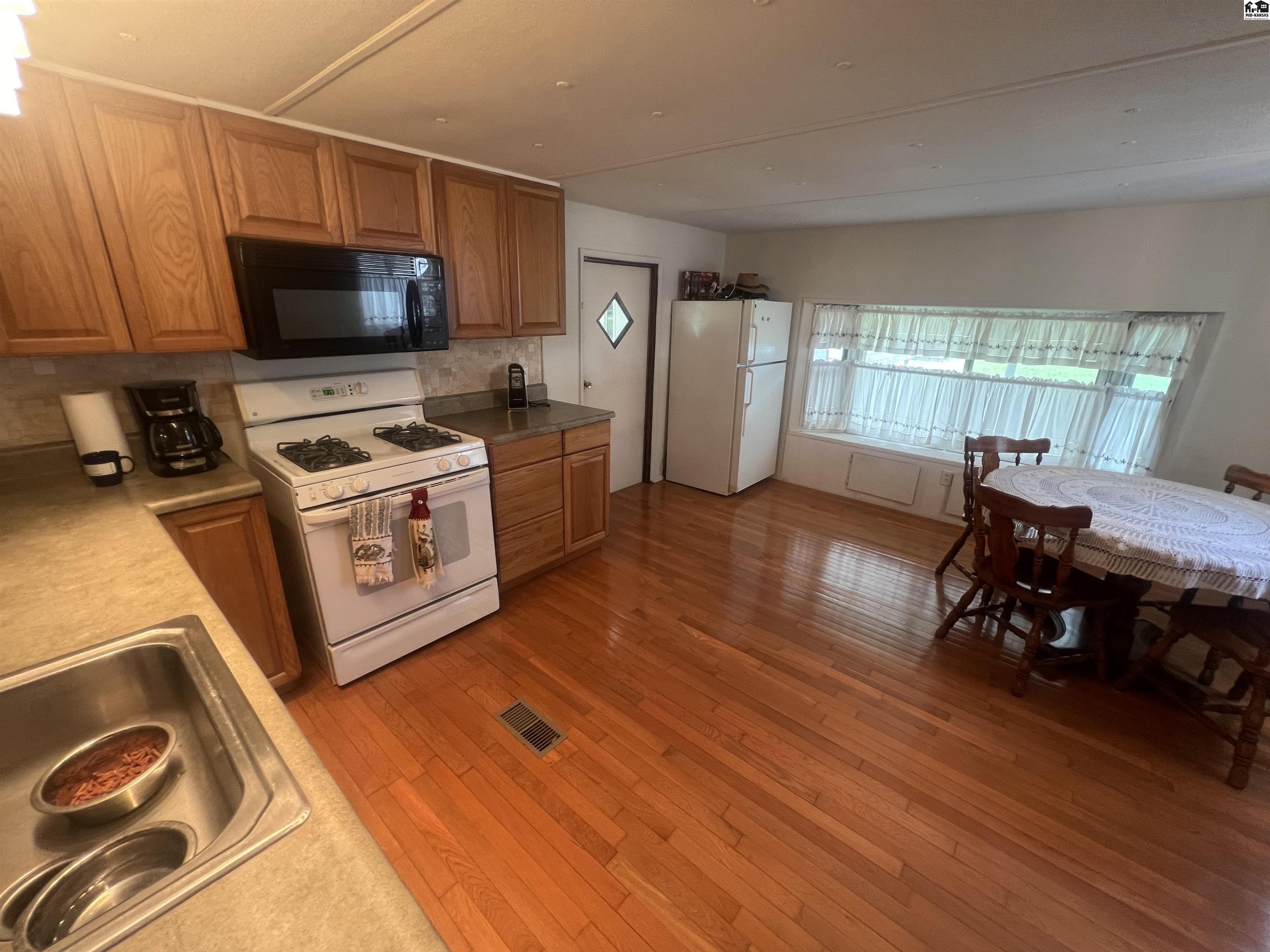 2121 Kruse Drive Marion KS 66861