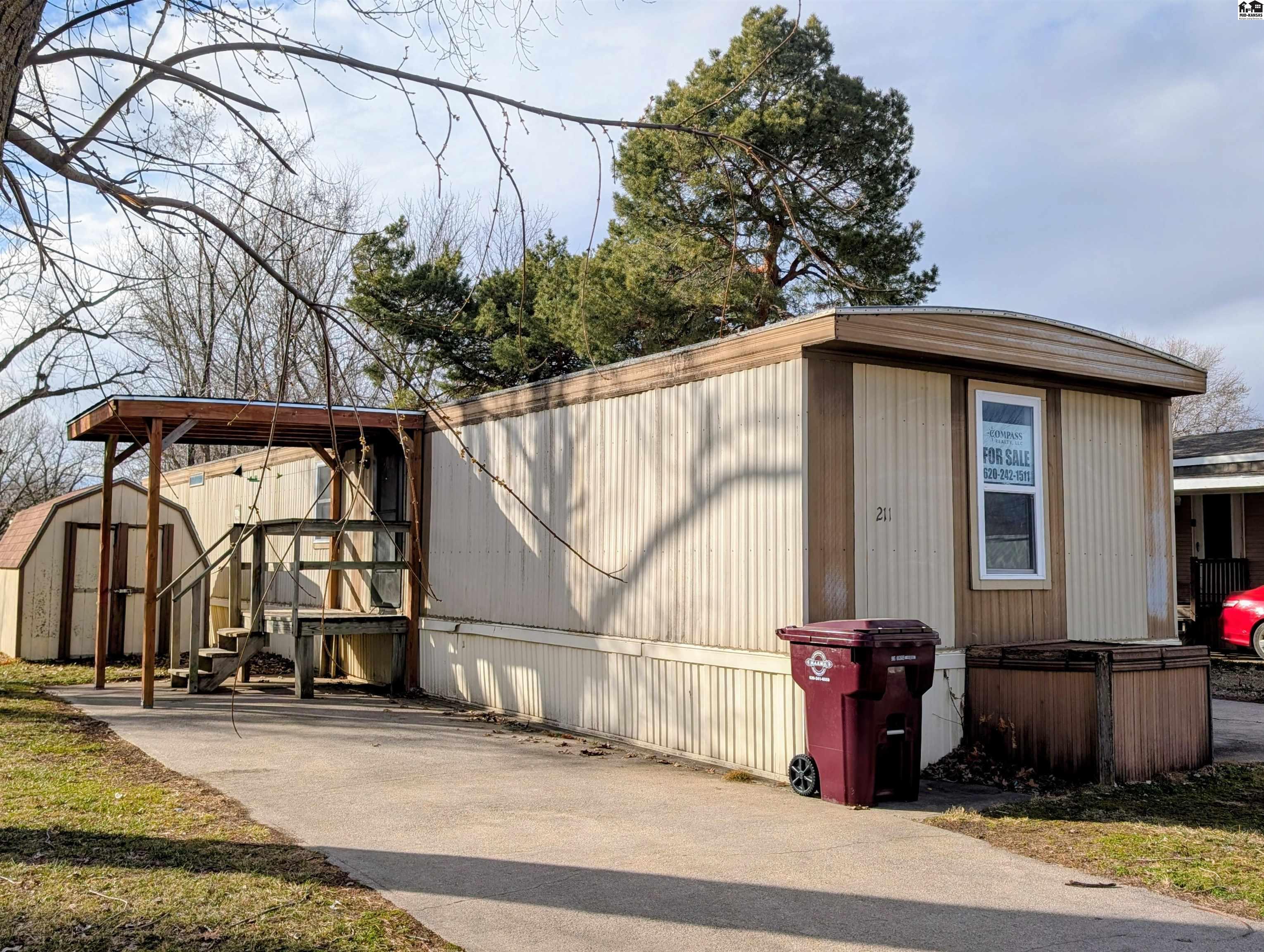 211 Hummingbird Drive Mcpherson KS 67460