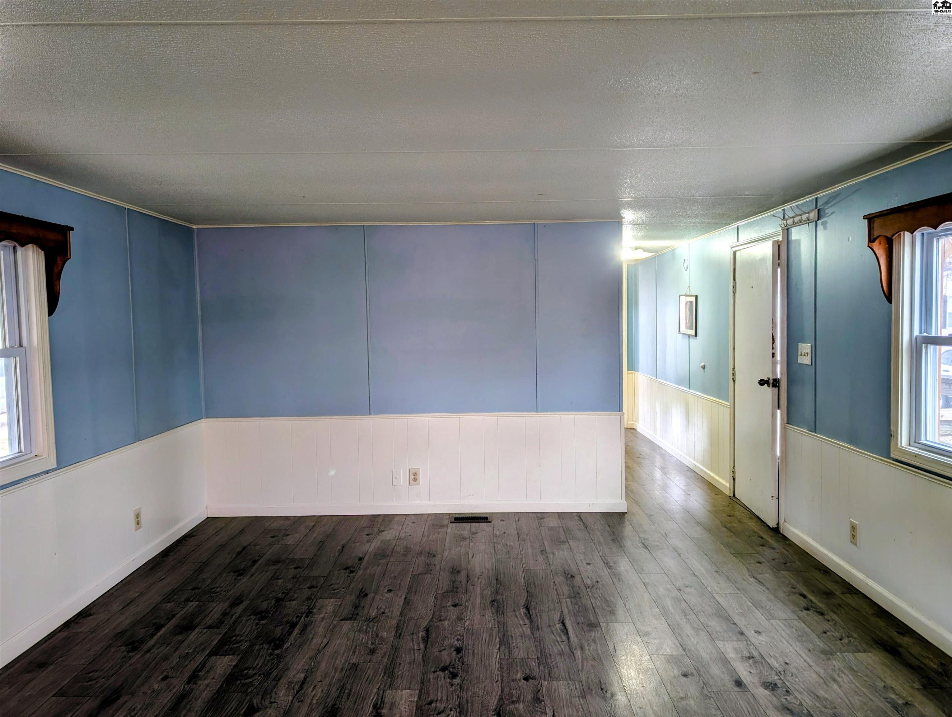 211 Hummingbird Drive Mcpherson KS 67460