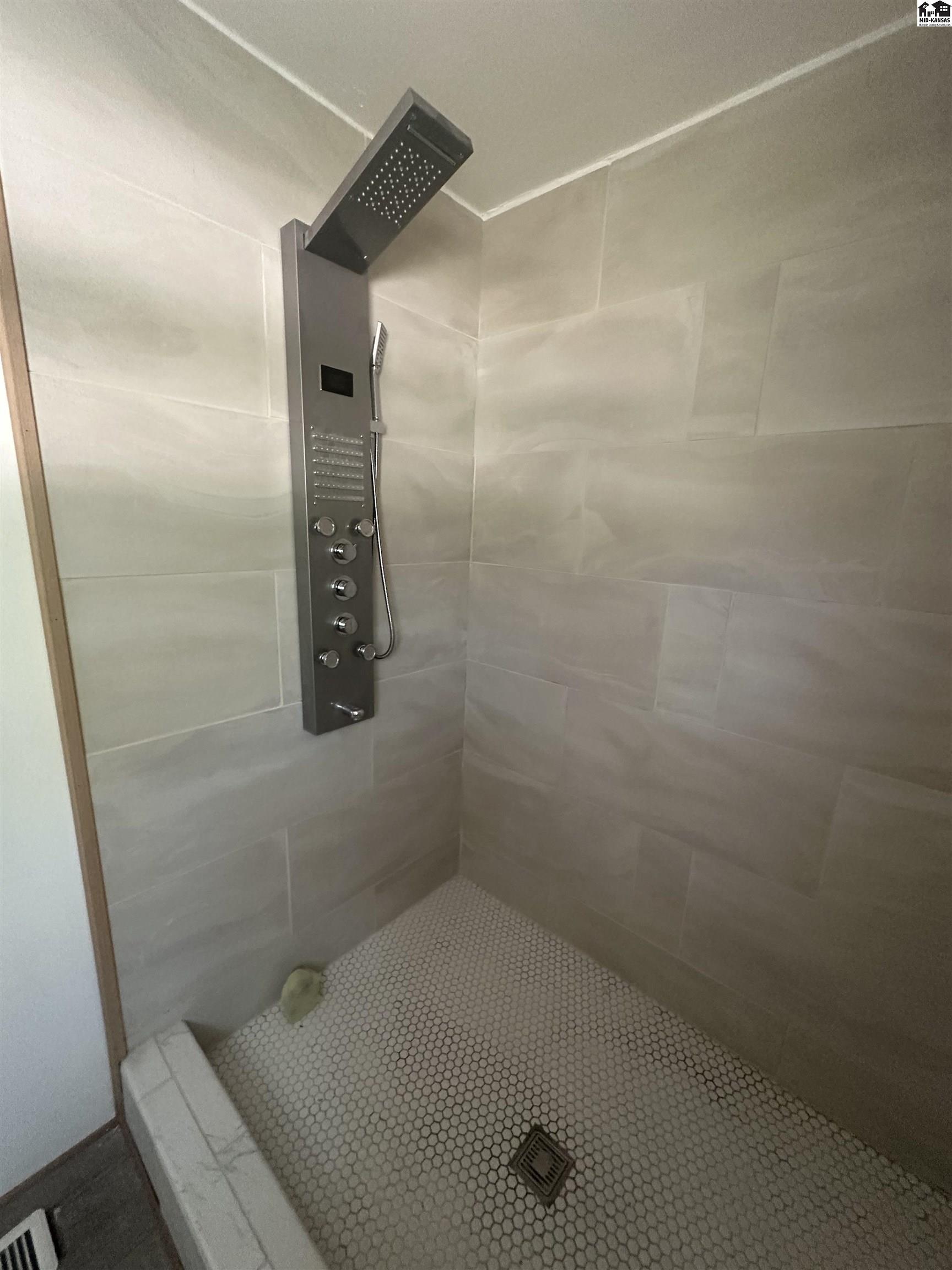 407 N Magnolia Street Attica KS 67009