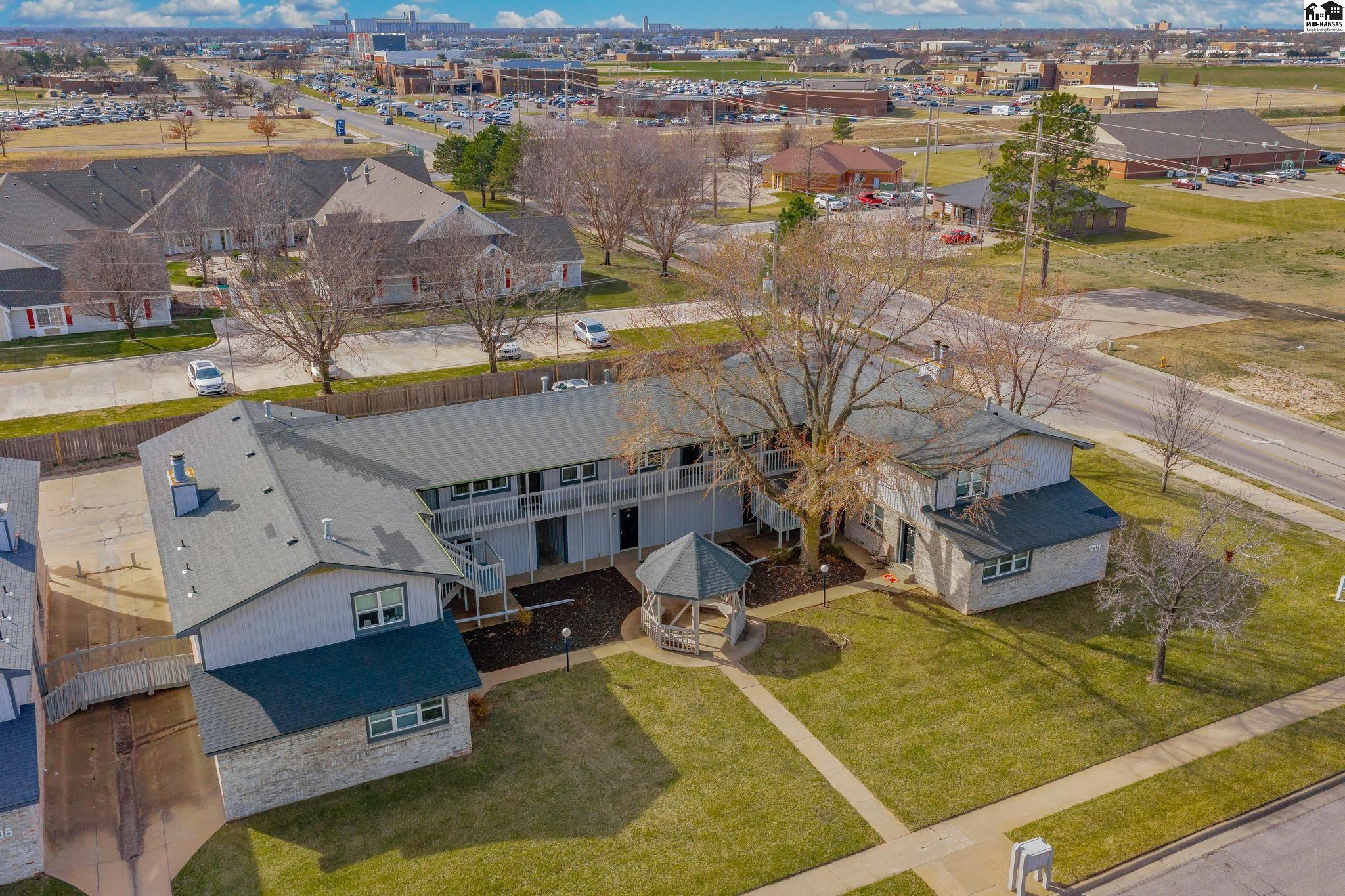 1701 E 24th Avenue Hutchinson KS 67502