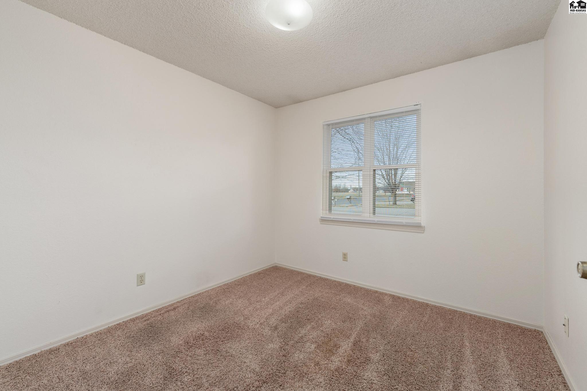 1704 E 24th Avenue Hutchinson KS 67502
