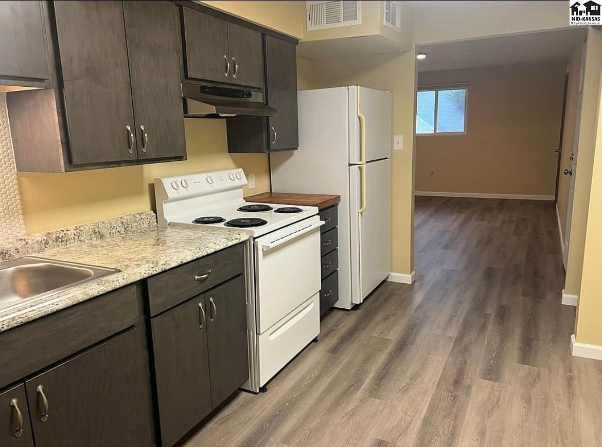 1220 N Washington Street Hutchinson KS 67501