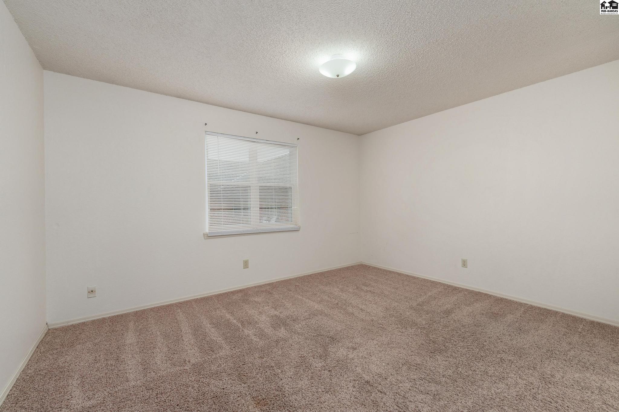 1710 E 24th Avenue Hutchinson KS 67502