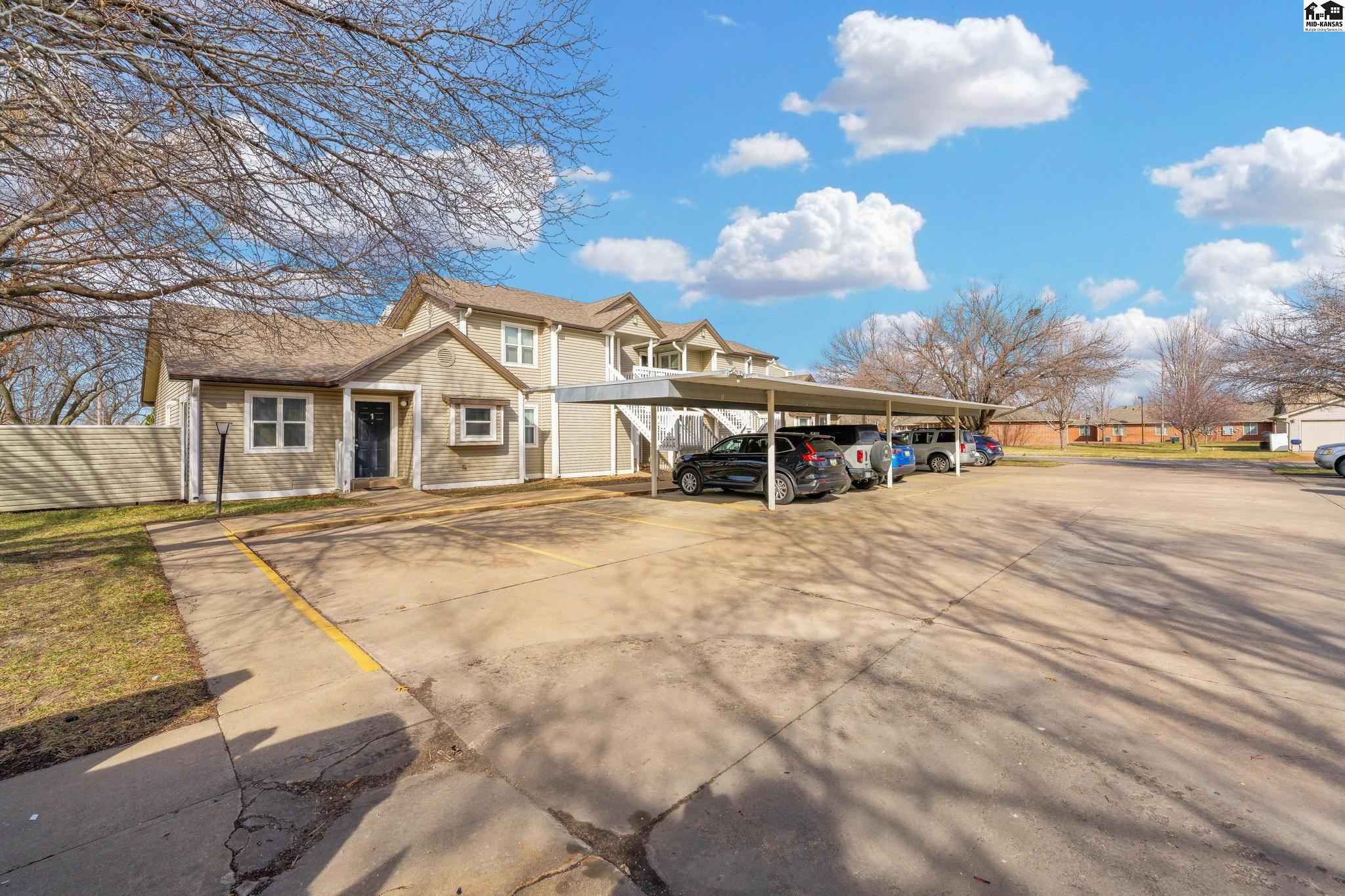 1710 E 24th Avenue Hutchinson KS 67502