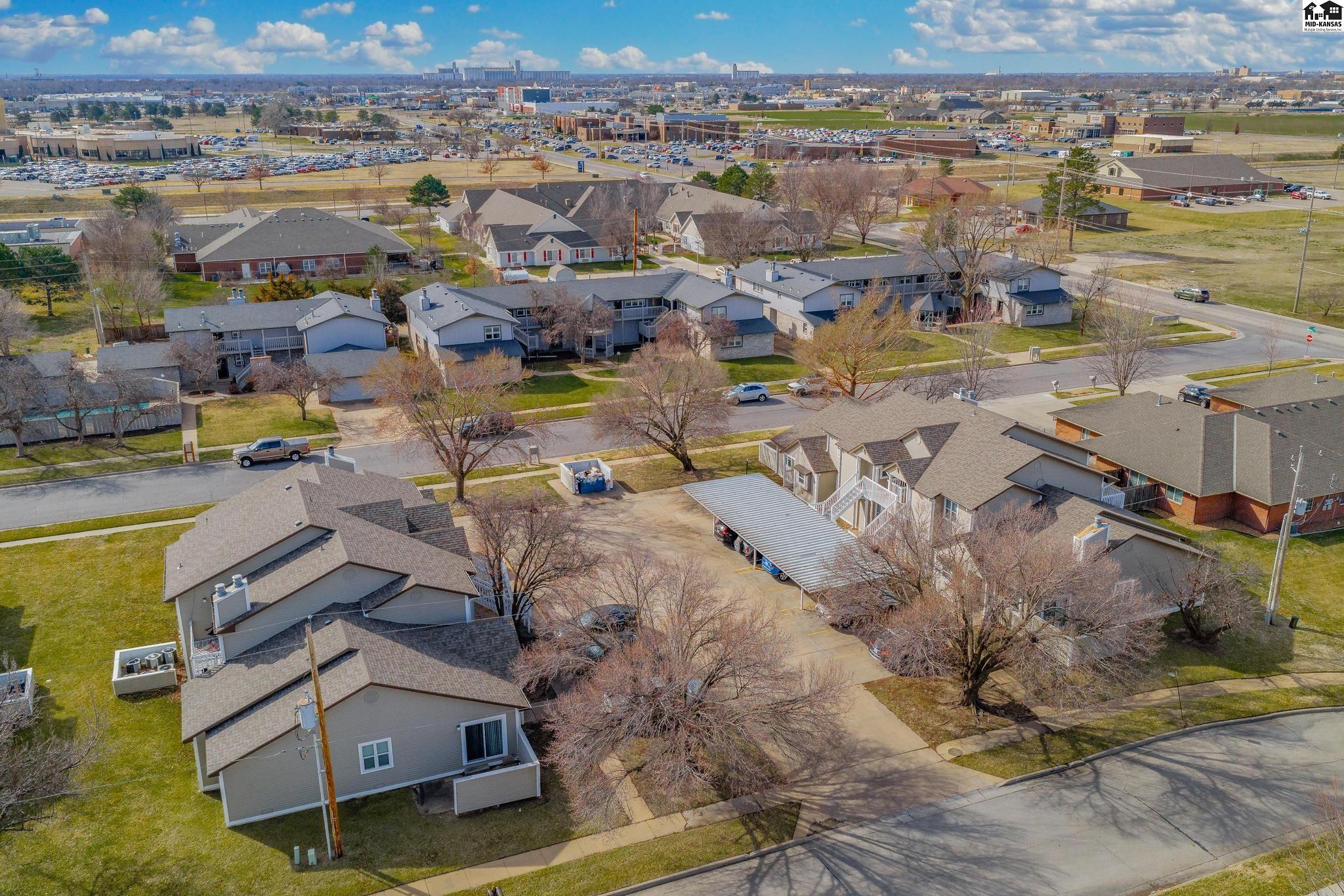 1710 E 24th Avenue Hutchinson KS 67502