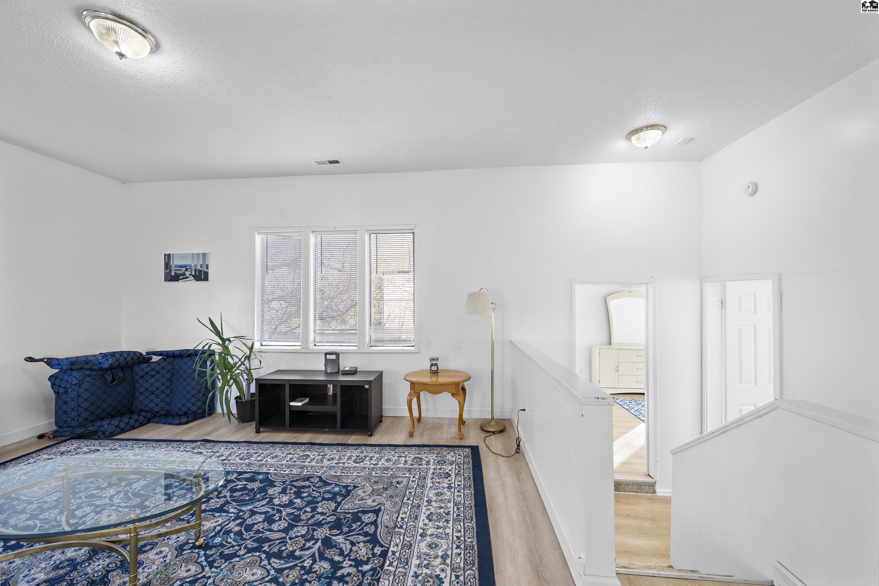 518 N Poplar Street Hutchinson KS 67501